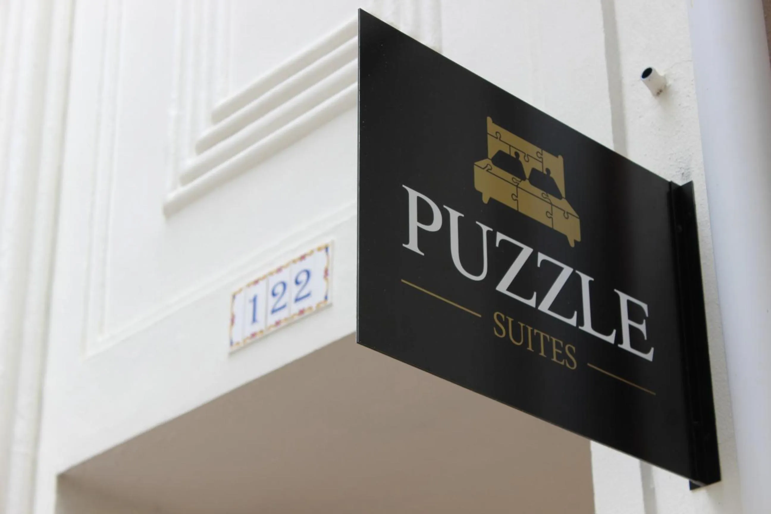 Facade/entrance in Puzzle Suites B&B