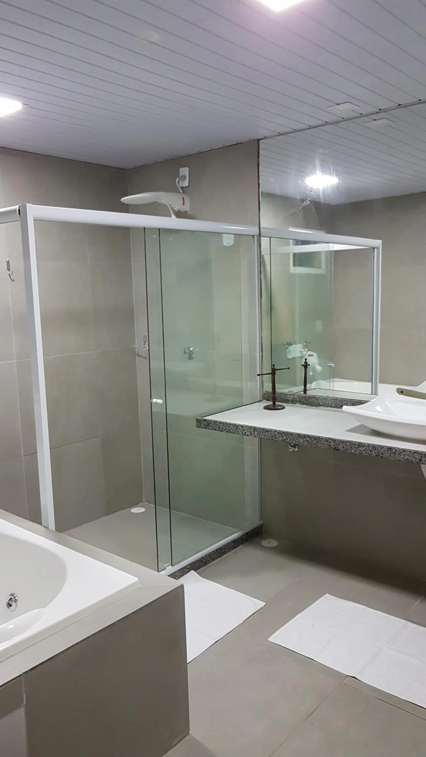 Shower in Pousada das Bromélias