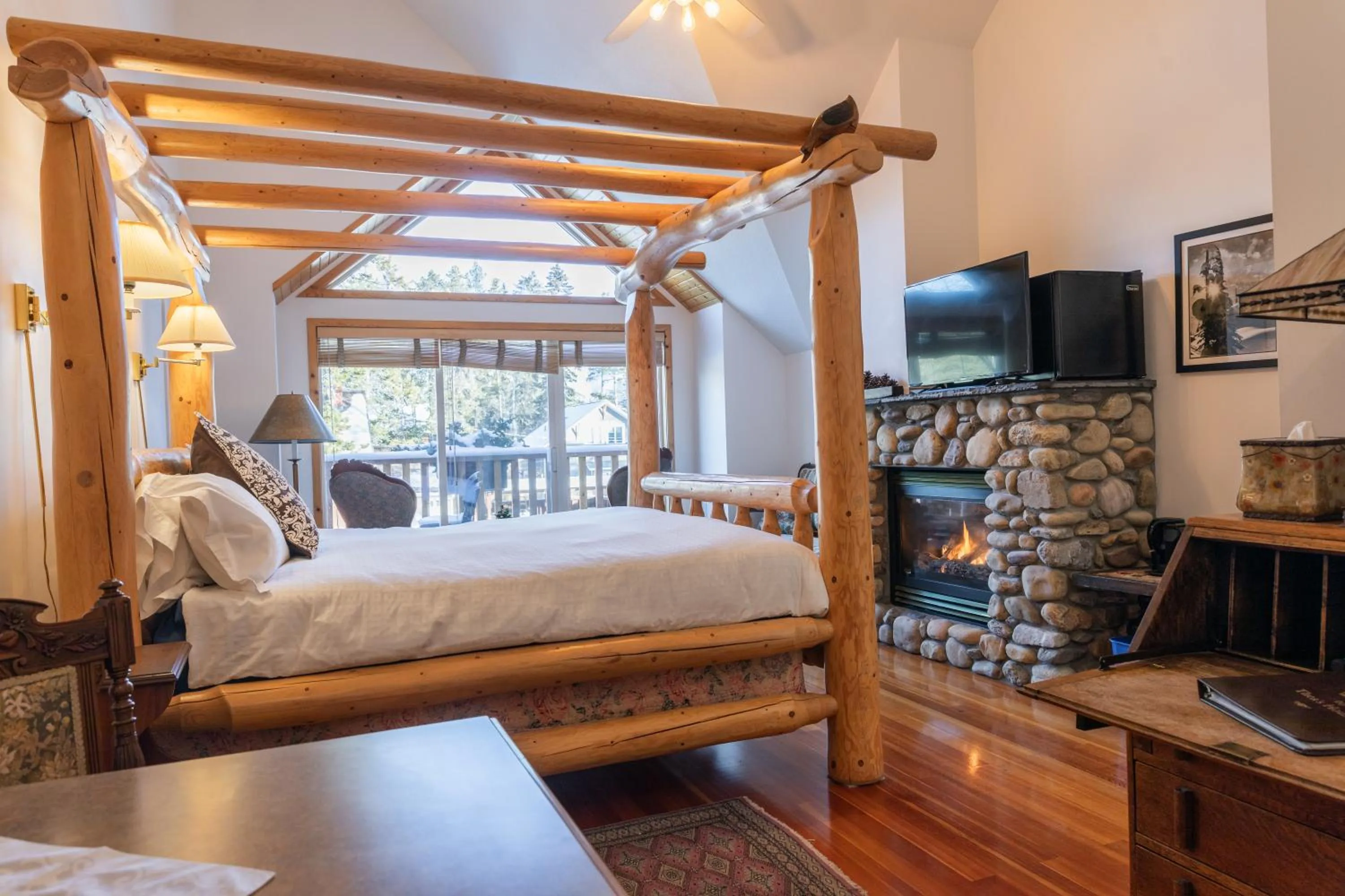 Bedroom, Bed in Beaujolais Boutique B&B at Thea's House- Adults Only