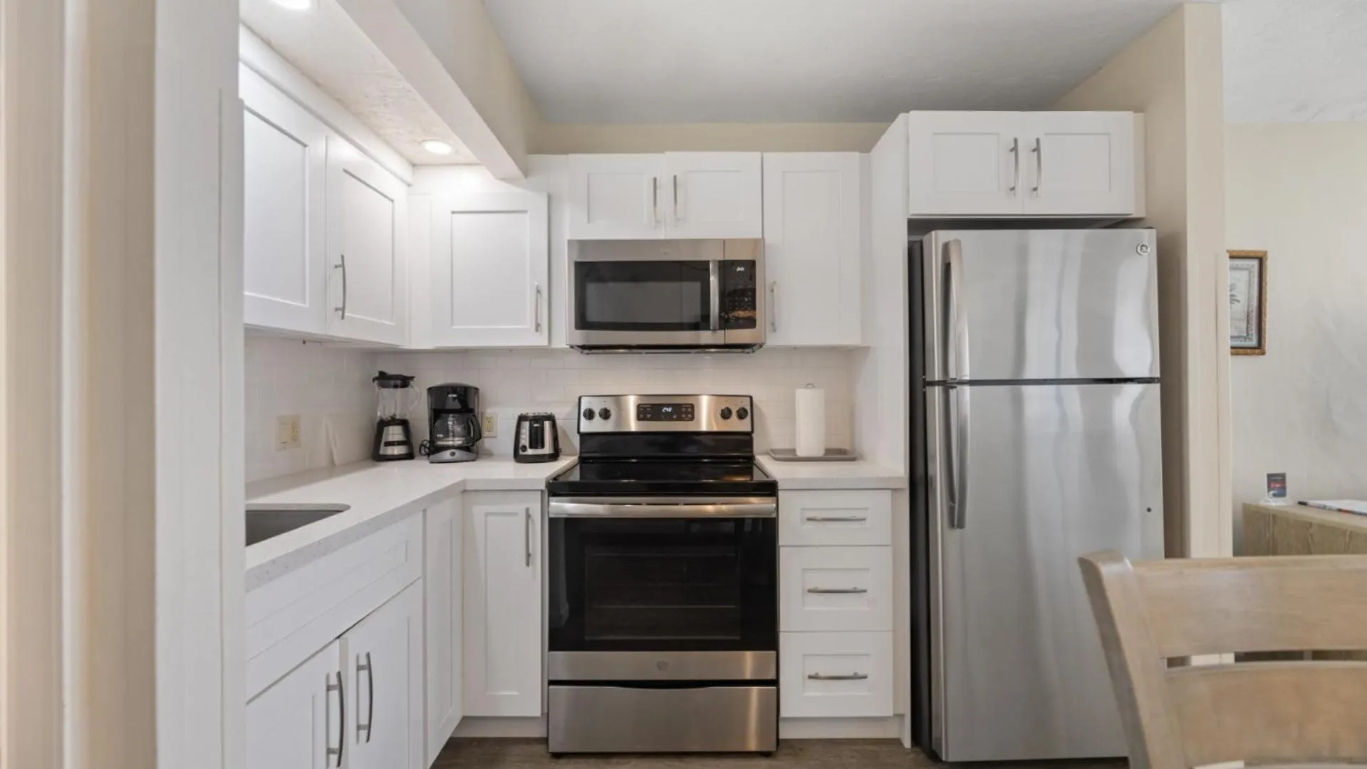 kitchen in Caloosa Cove Resort