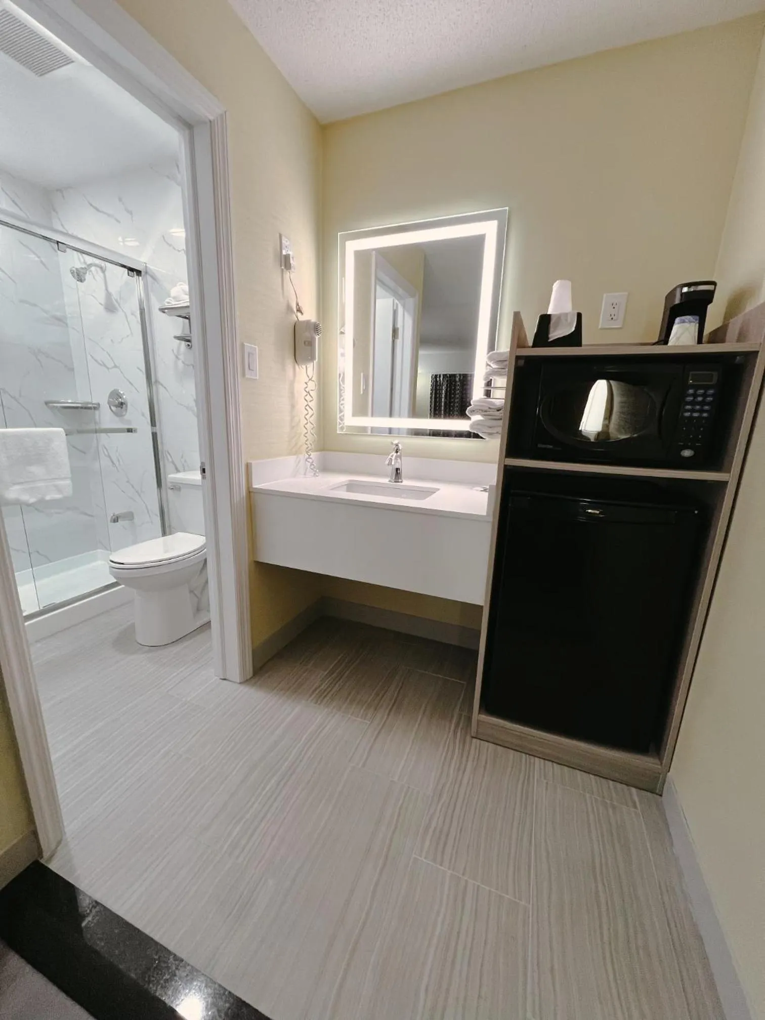 Bathroom in Travel Inn New Castle Airport