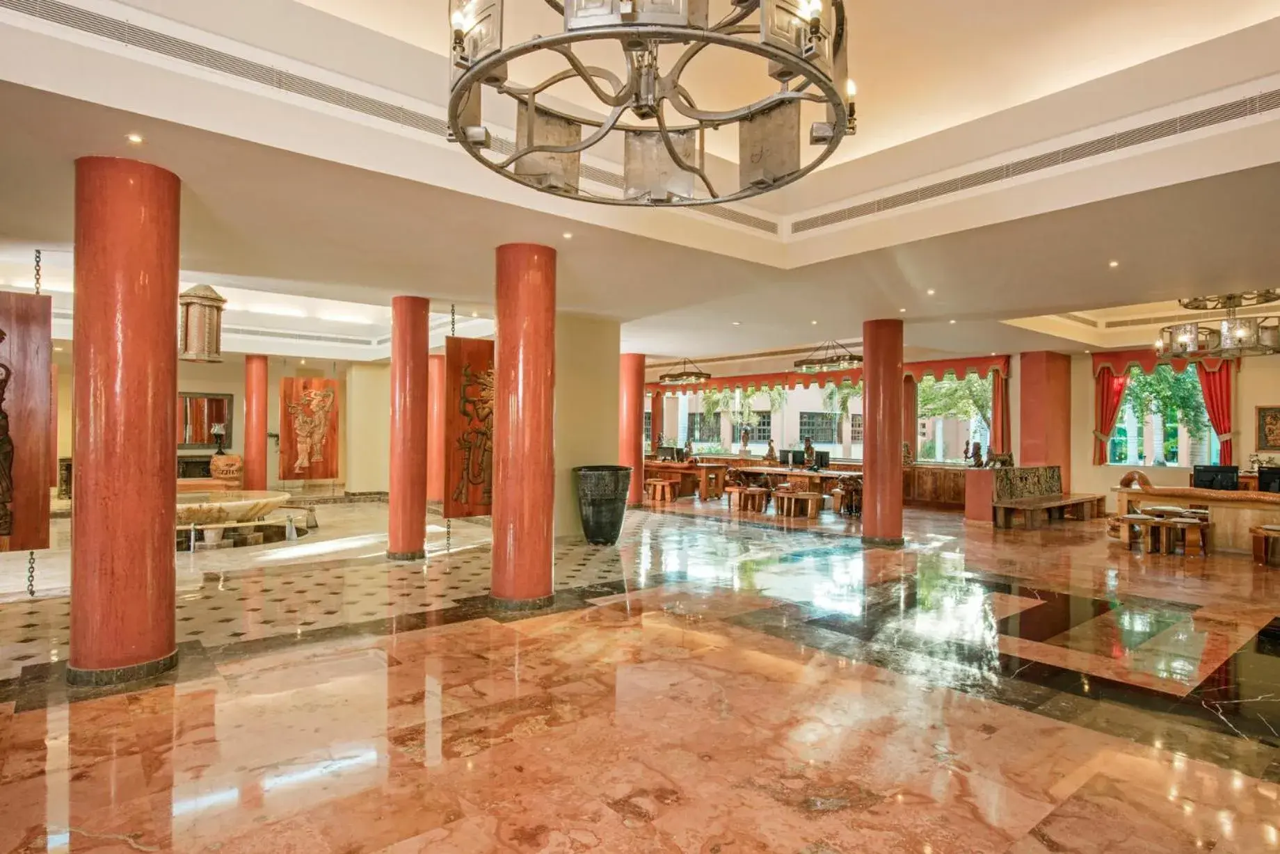 Lobby or reception in Iberostar Selection Paraíso Maya - All Inclusive Lobby or reception in Iberostar Selection Paraíso Maya - All Inclusive