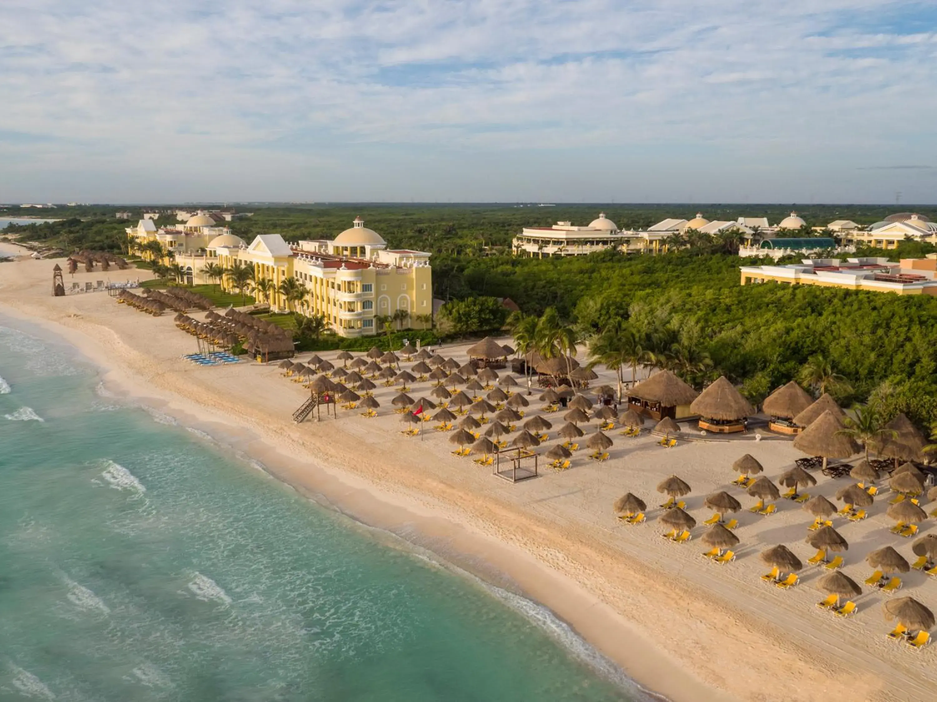 Bird's eye view in Iberostar Selection Paraíso Maya - All Inclusive Bird's eye view in Iberostar Selection Paraíso Maya - All Inclusive
