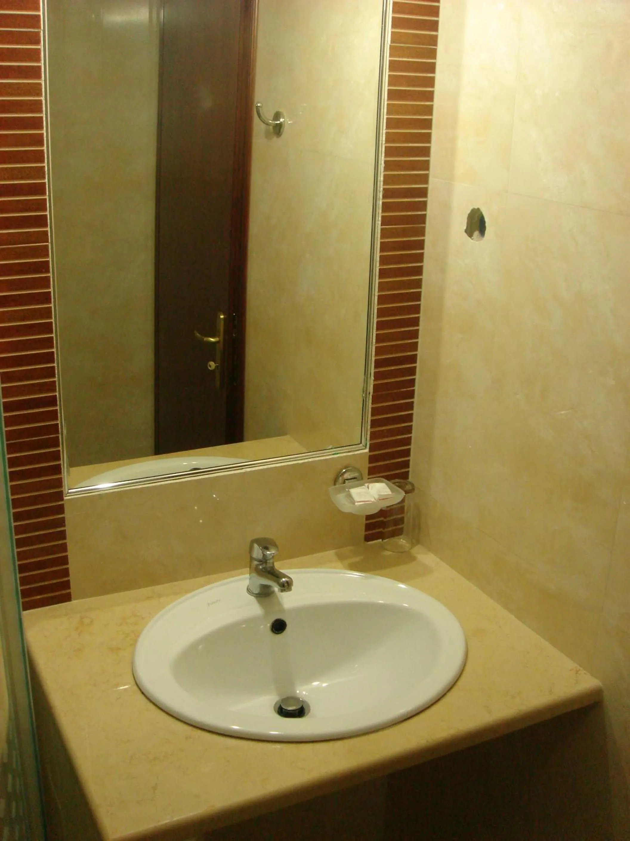 Bathroom in Kyra Panagia Hotel
