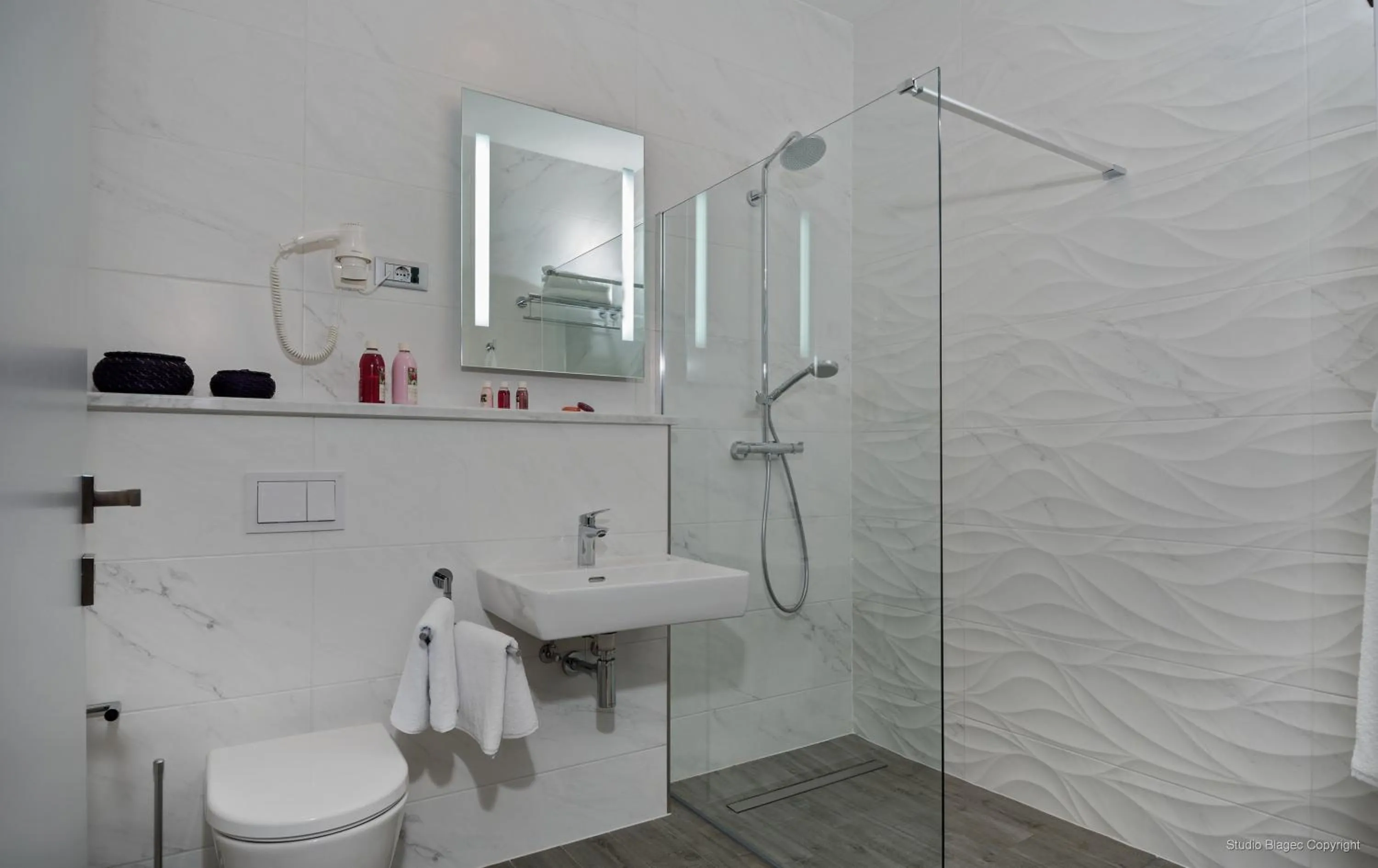 Bathroom in Priska Med Luxury Rooms