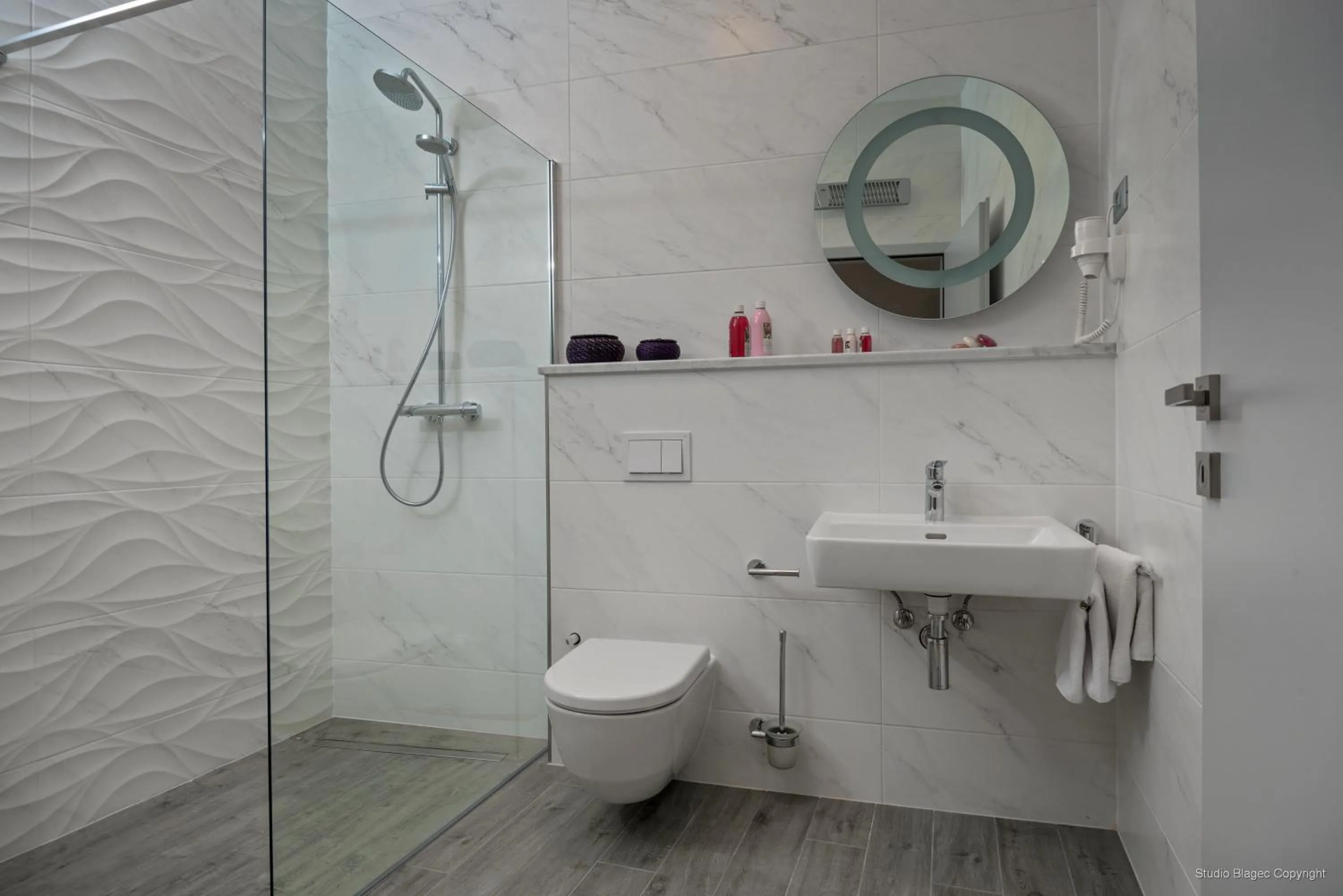 Bathroom in Priska Med Luxury Rooms