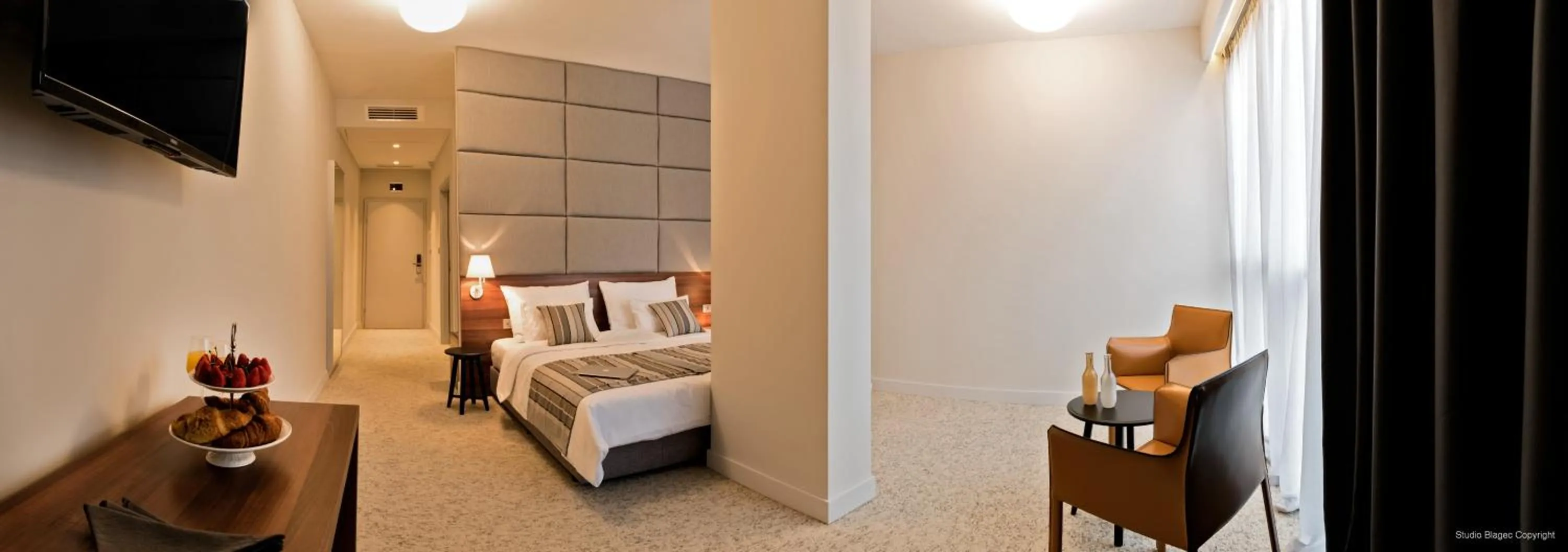 Photo of the whole room, Bed in Priska Med Luxury Rooms