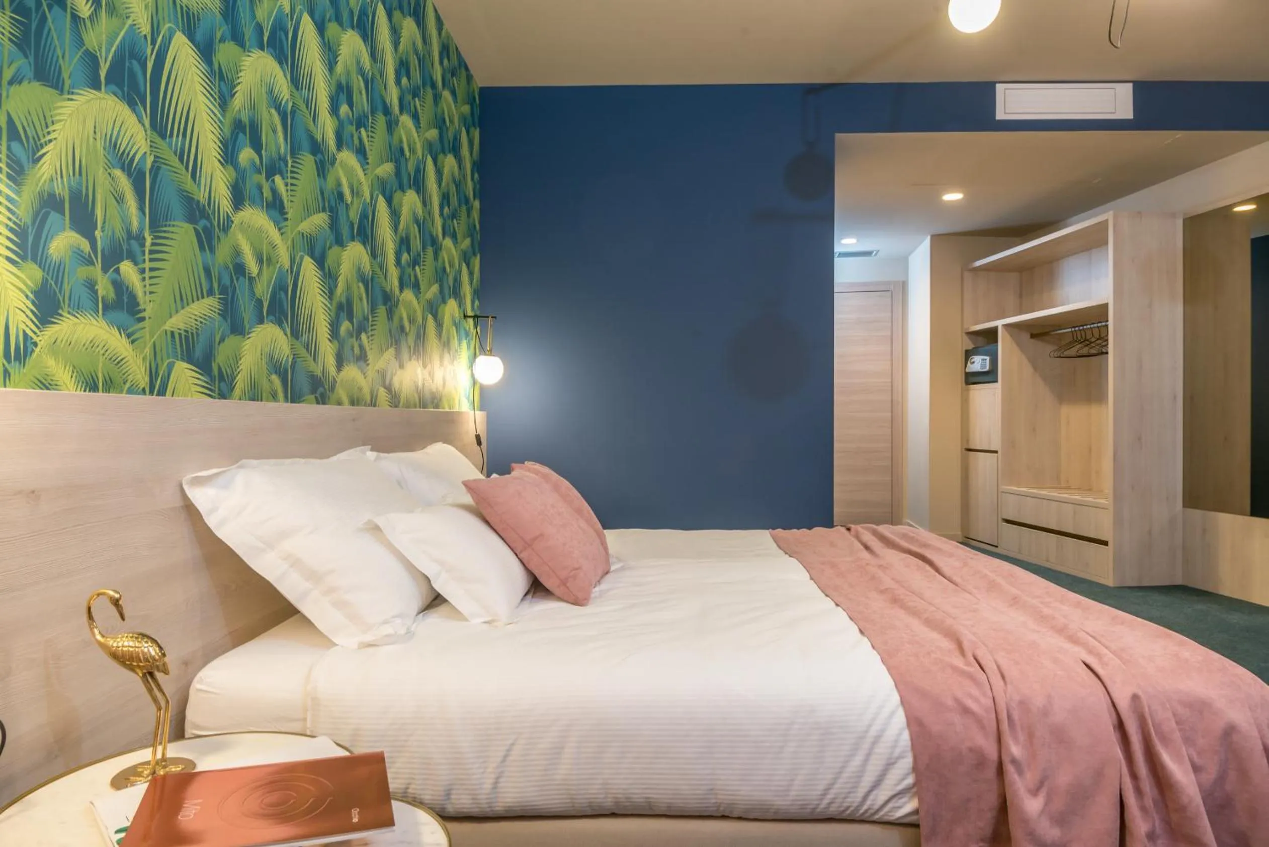 Bedroom, Bed in Priska Med Luxury Rooms