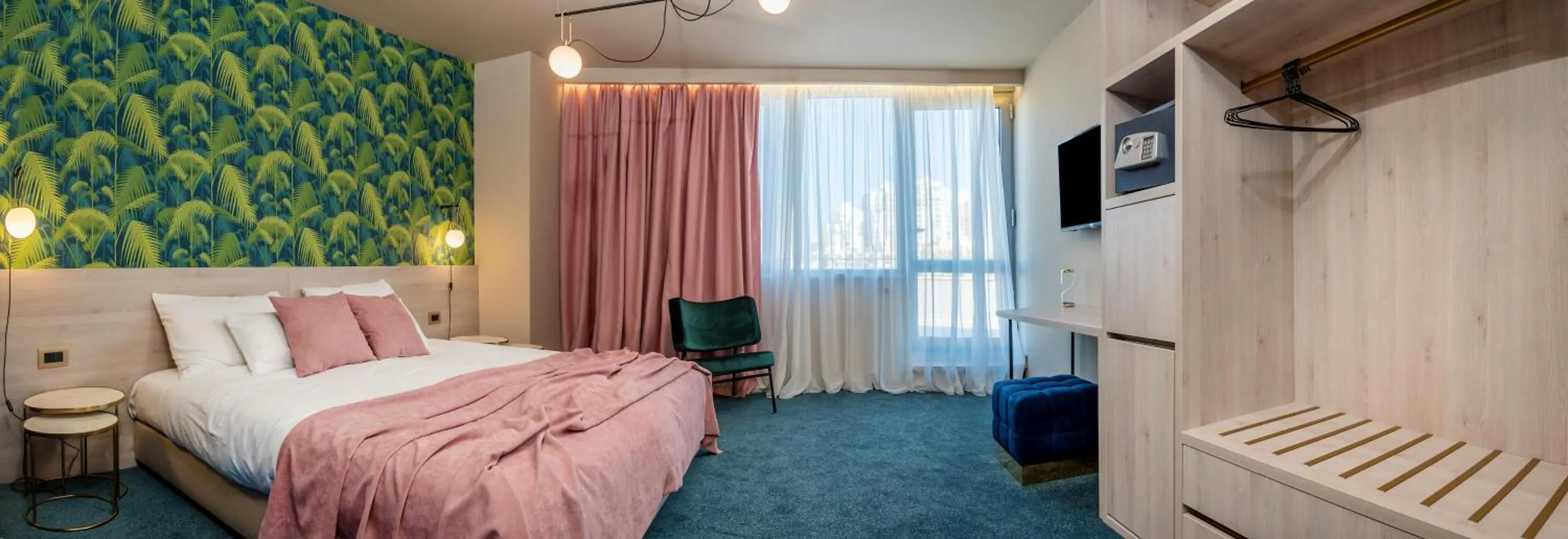 Bed in Priska Med Luxury Rooms