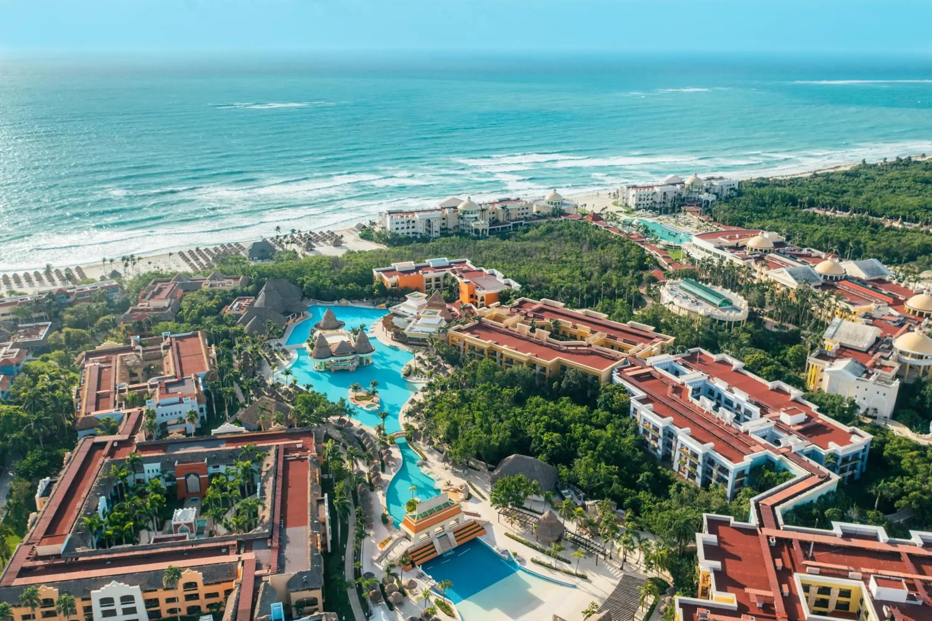 Bird's eye view in Iberostar Selection Paraíso Lindo - All Inclusive Bird's eye view in Iberostar Selection Paraíso Lindo - All Inclusive