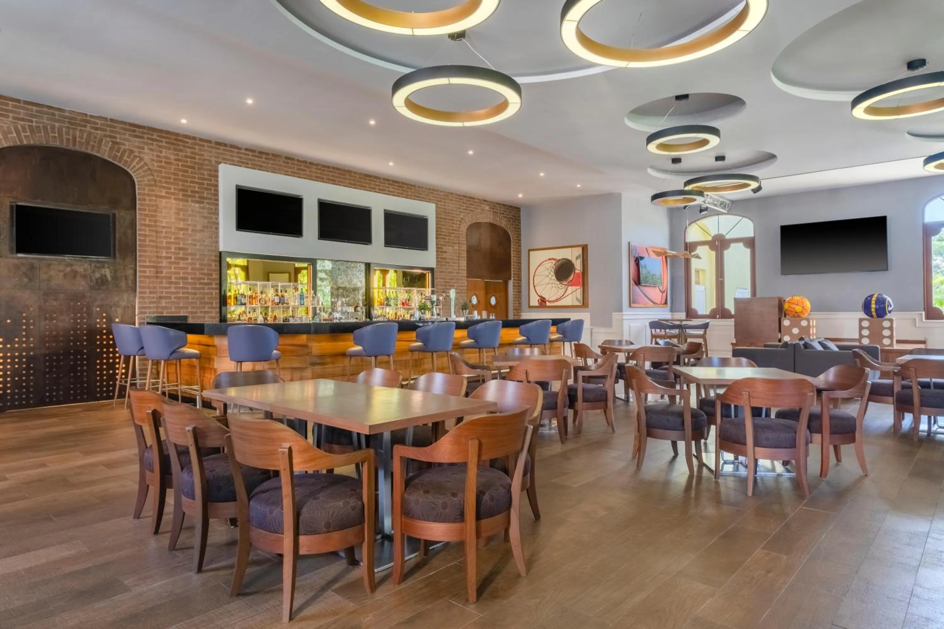 Lounge or bar in Iberostar Selection Paraíso Lindo - All Inclusive