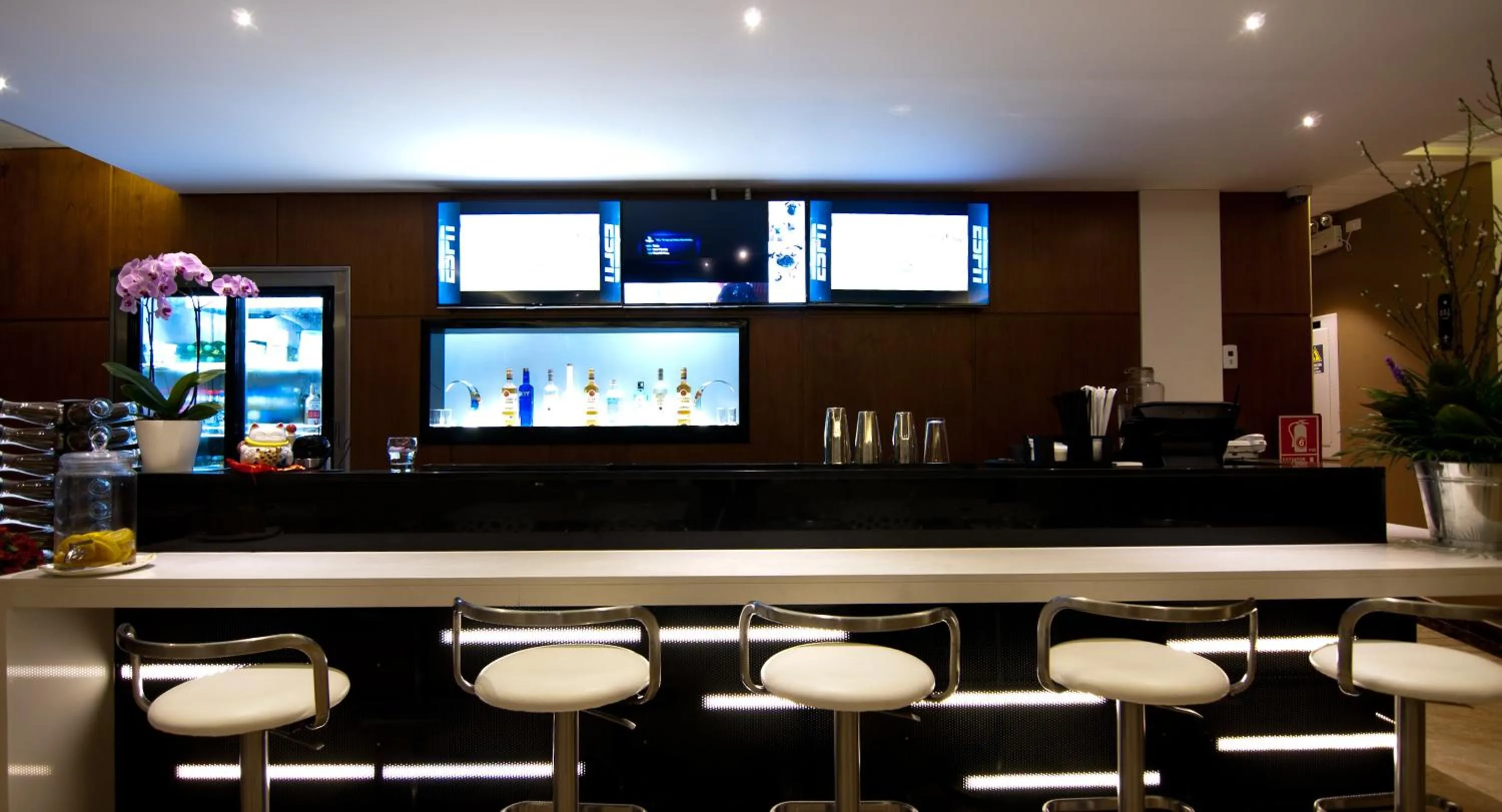 Lounge or bar in Lyz Business Hotel