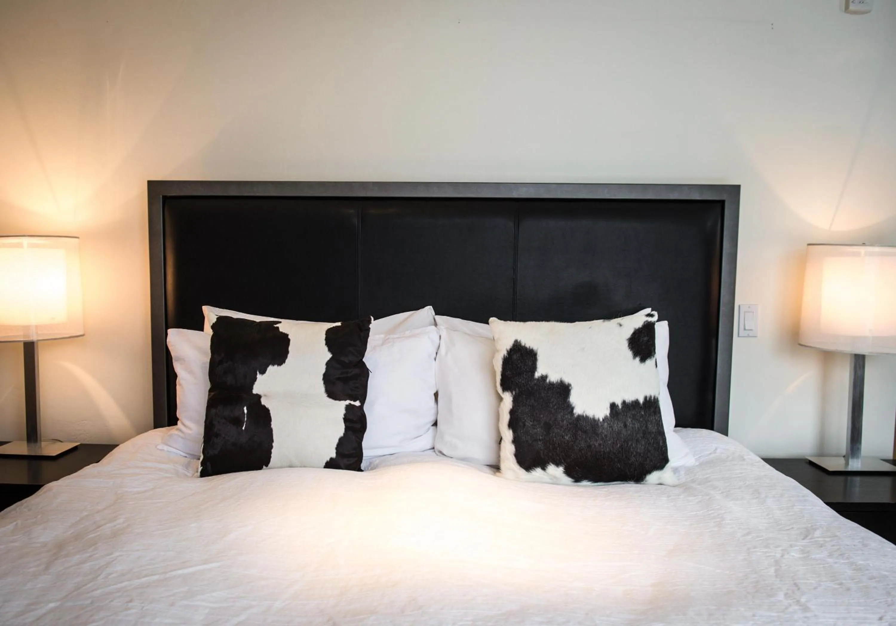 Bed in Hotel Minturn