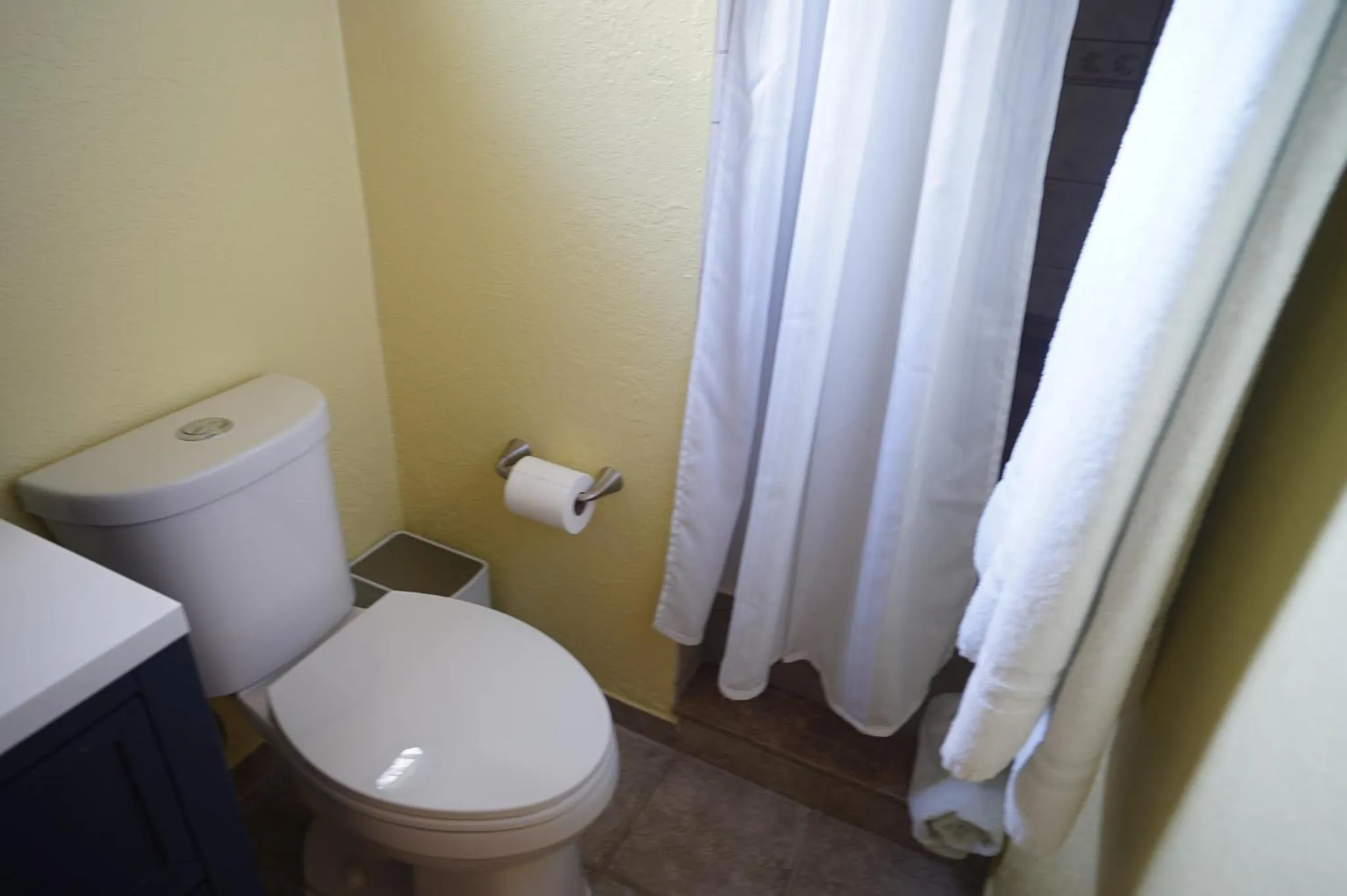 Toilet in Mar Bay Exclusive Suites