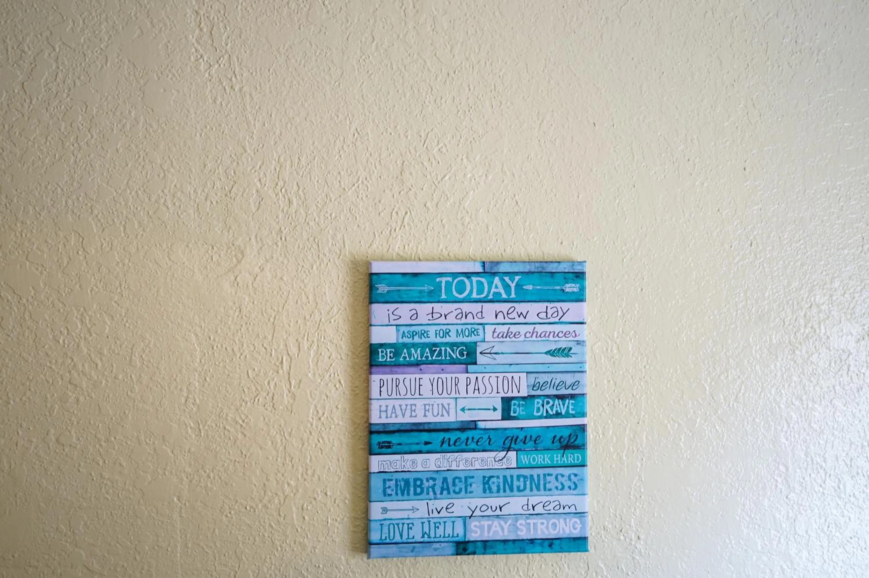 Logo/Certificate/Sign in Mar Bay Exclusive Suites