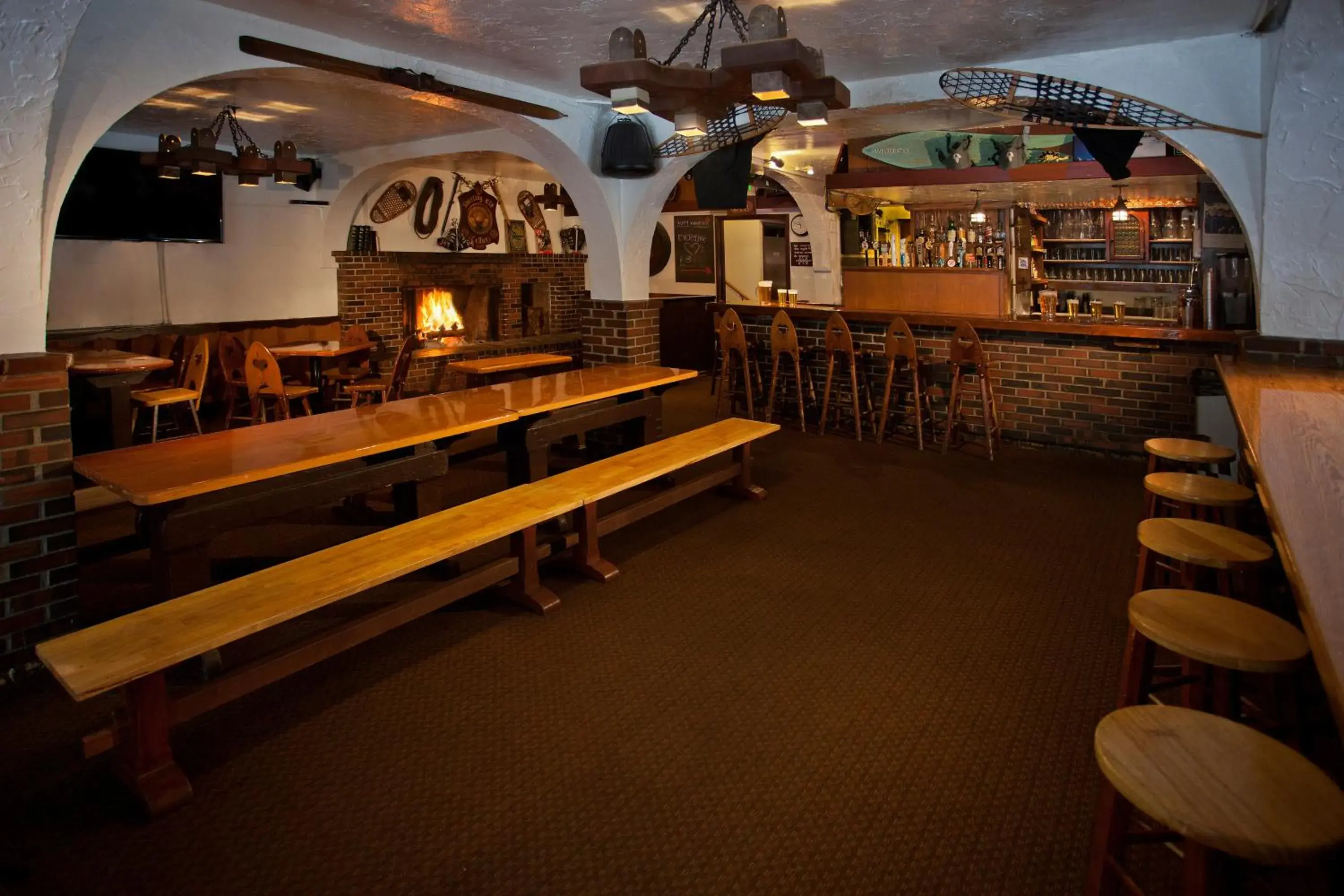 Lounge or bar in Crystal Mountain Hotels Lounge or bar in Crystal Mountain Hotels