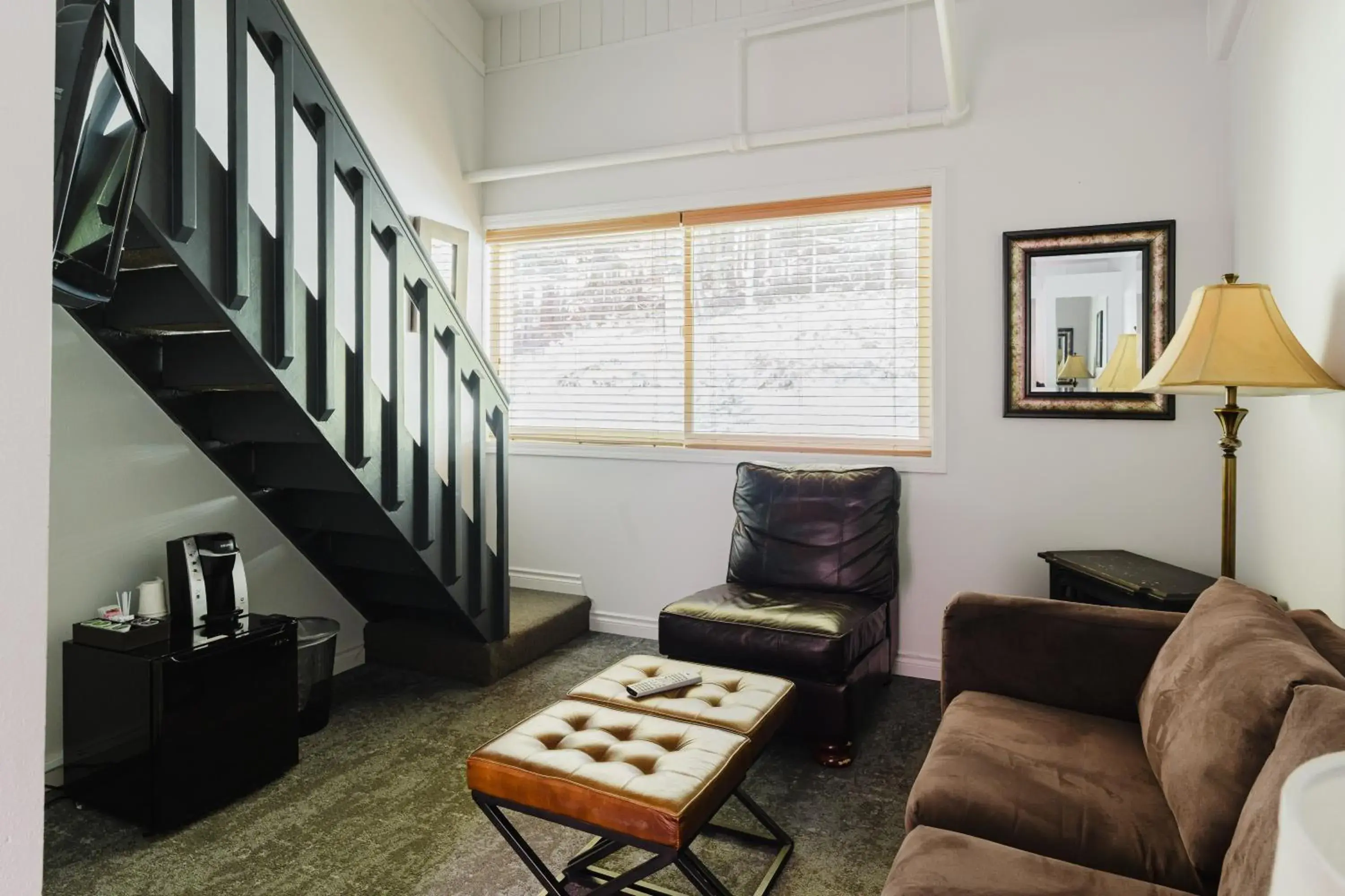 Living room in Crystal Mountain Hotels Living room in Crystal Mountain Hotels