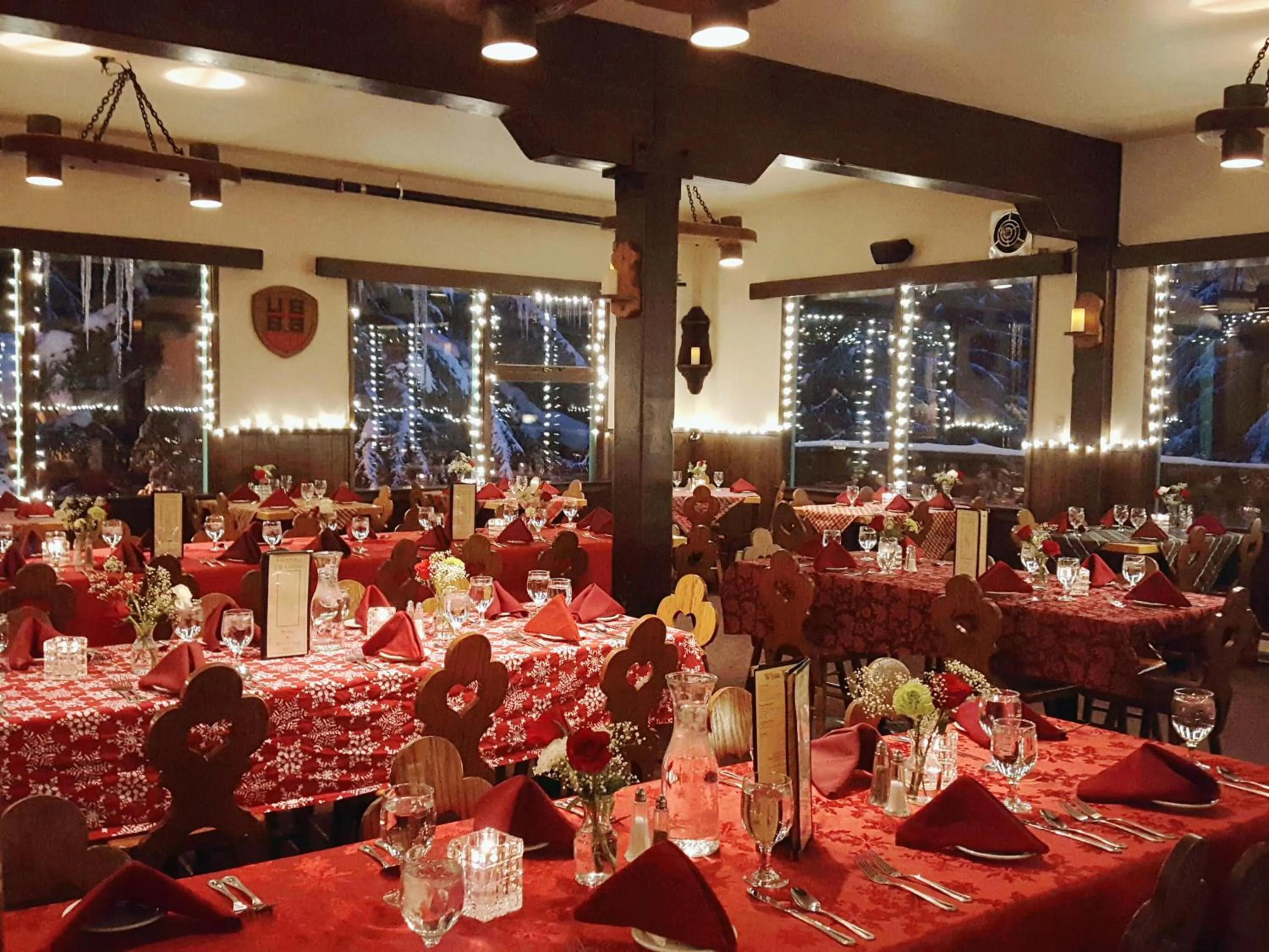 Restaurant/places to eat in Crystal Mountain Hotels