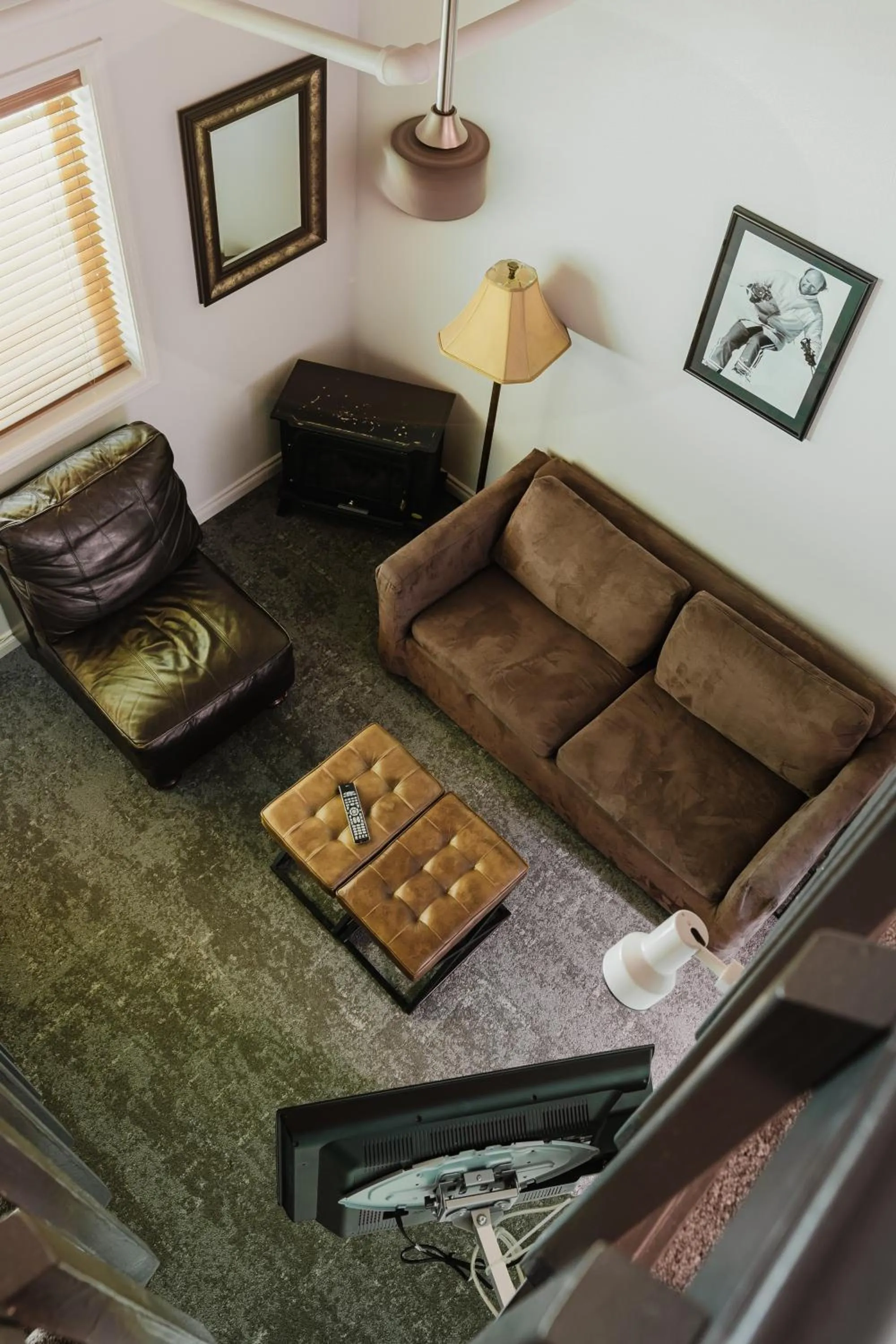 Seating area in Crystal Mountain Hotels