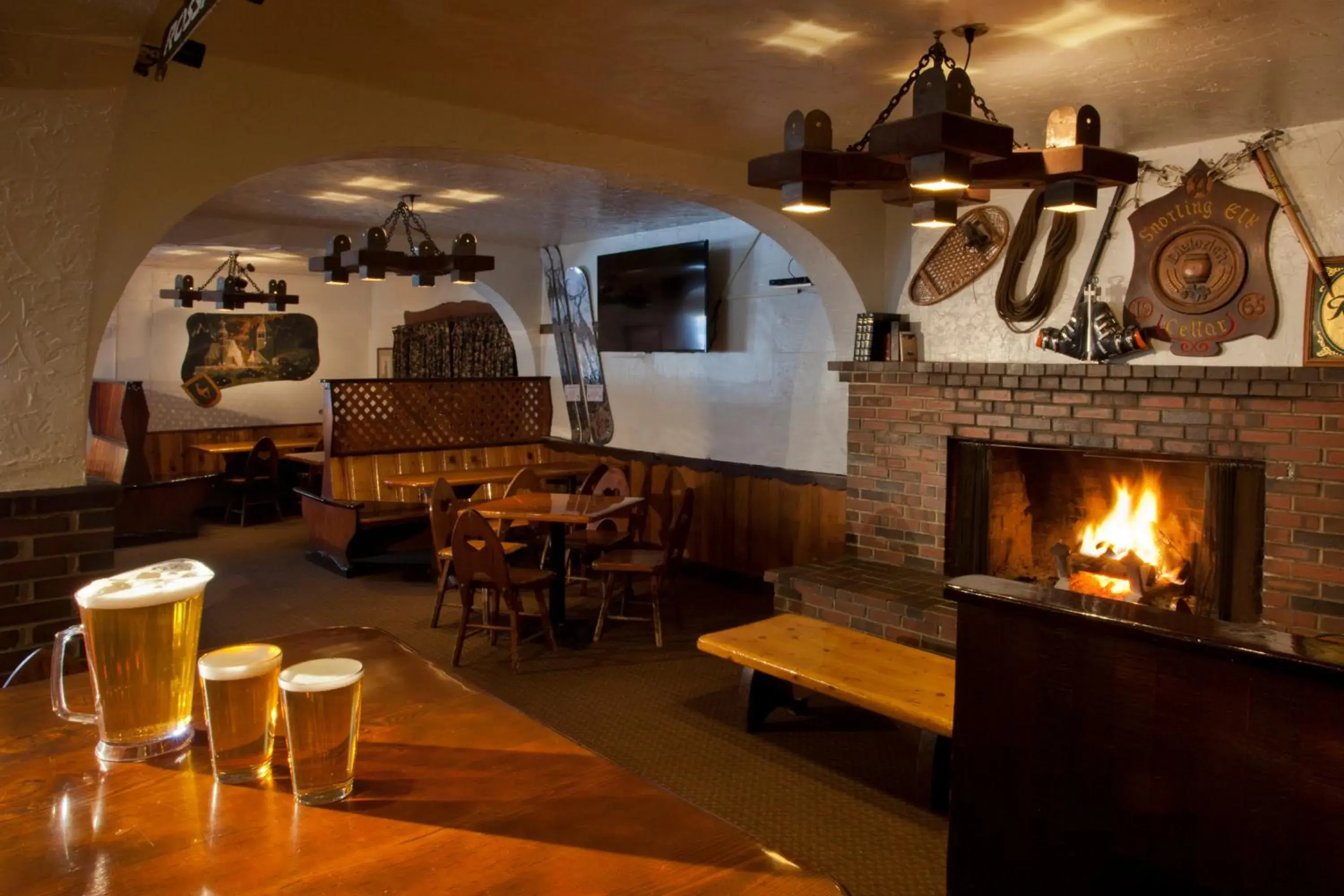 Lounge or bar in Crystal Mountain Hotels Lounge or bar in Crystal Mountain Hotels