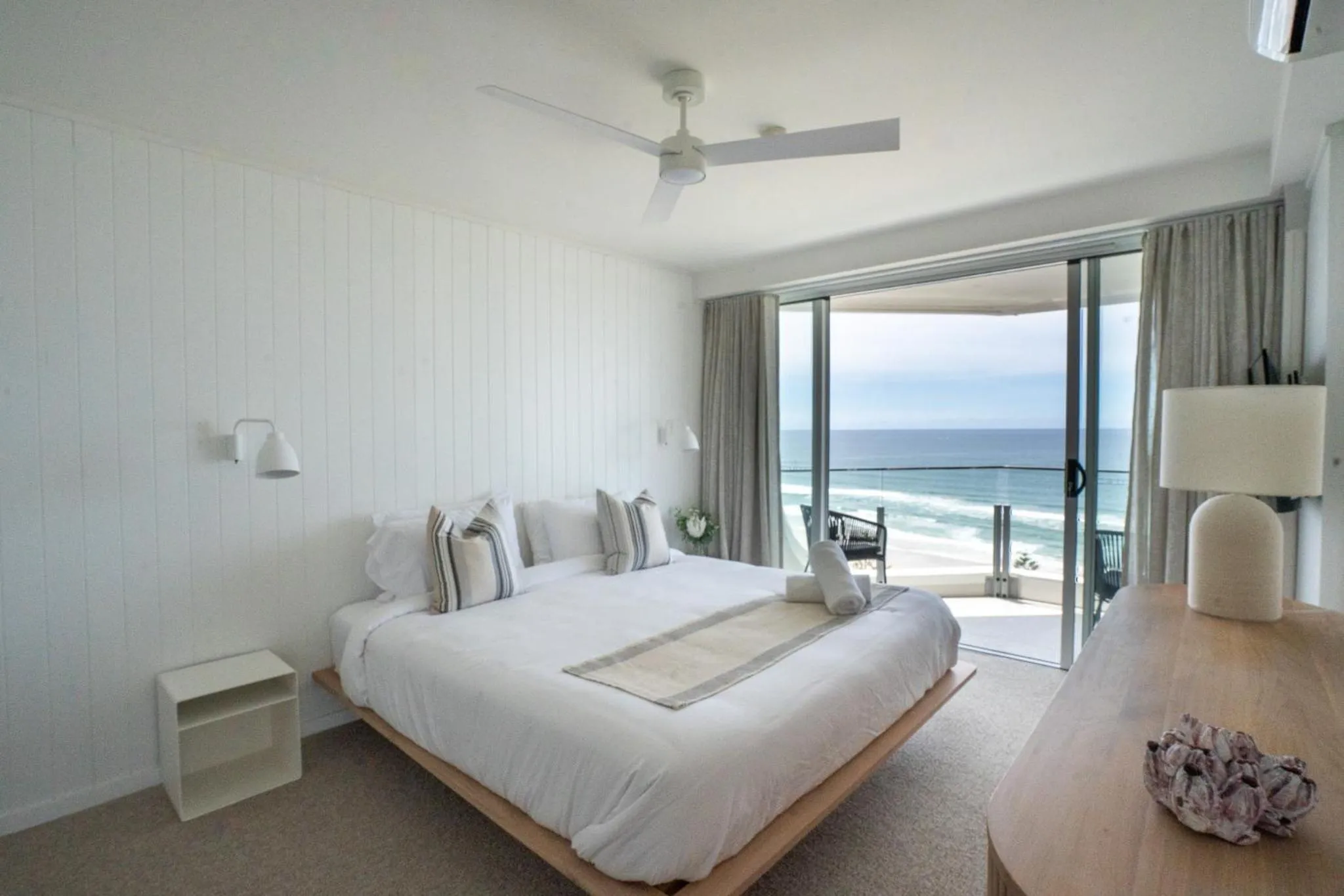 Bedroom, Bed in Cashelmara Beachfront Apartments