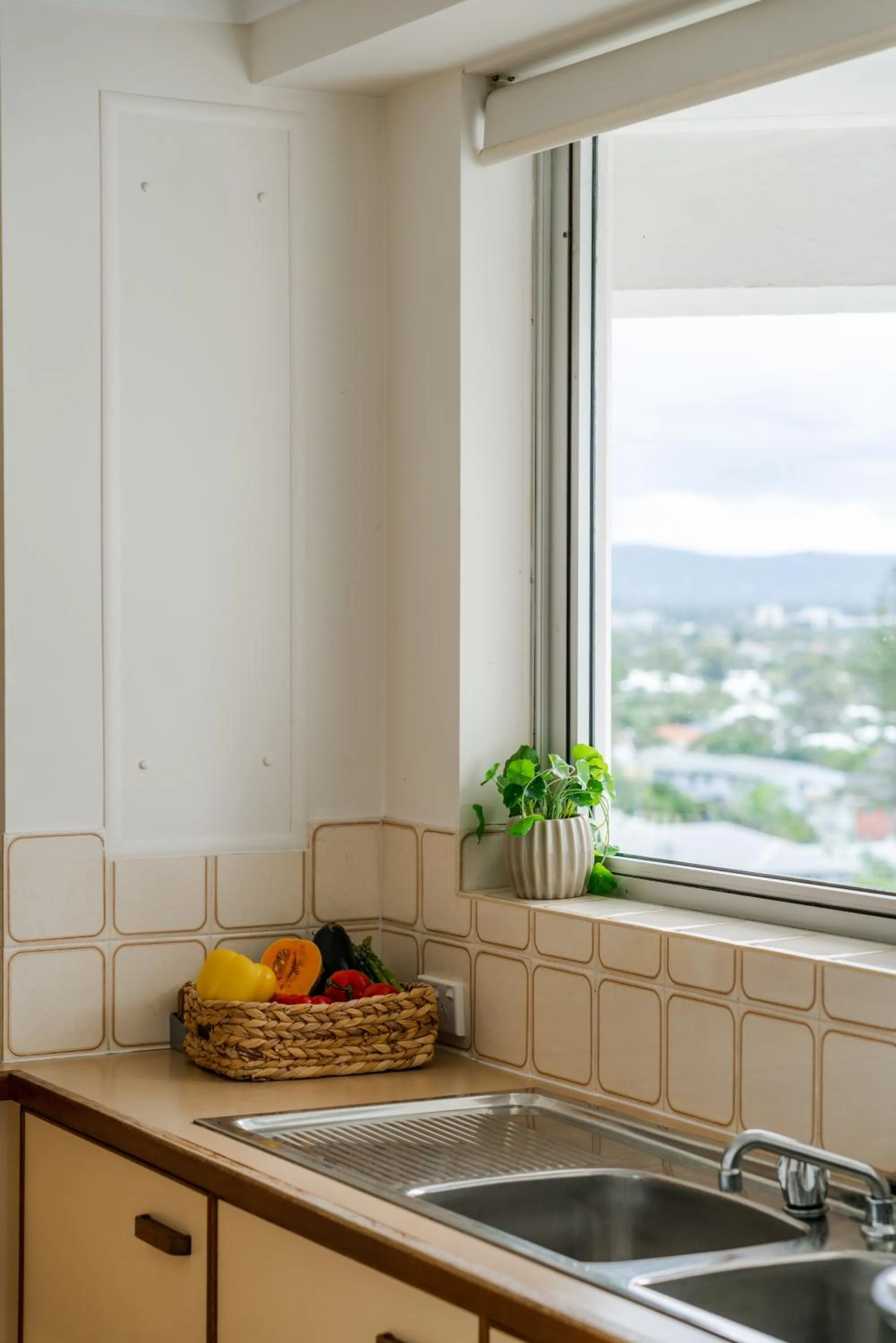 Mountain view in Cashelmara Beachfront Apartments