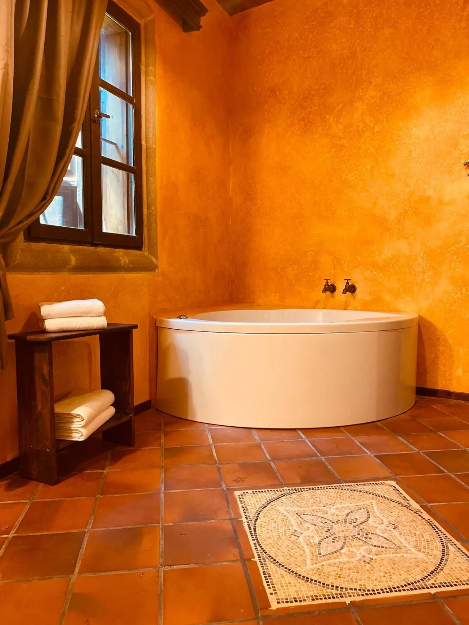 Bathroom in S.Nikolis' Historic Boutique Hotel