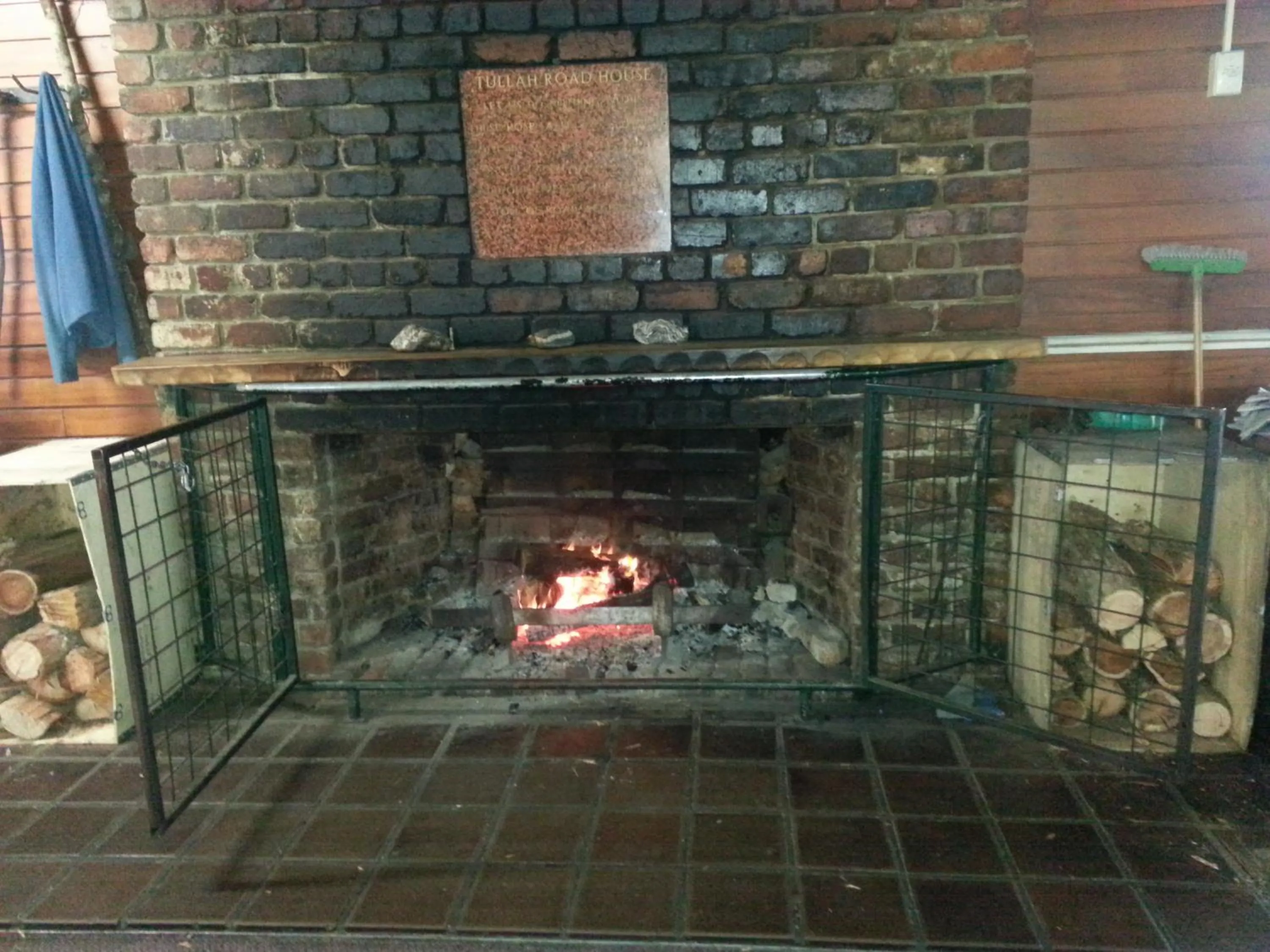 Lounge or bar in Tullah Tavern