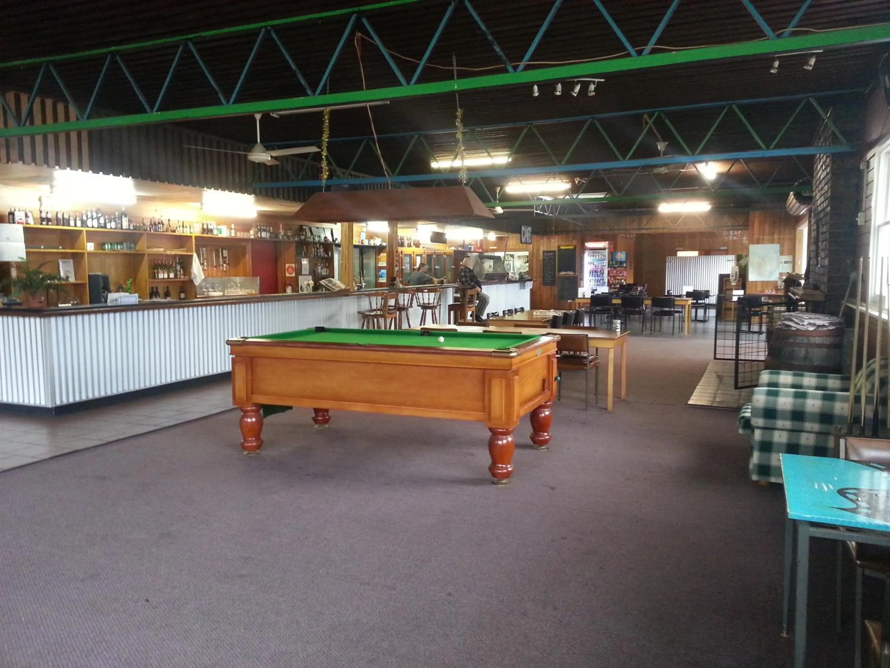 Billiard in Tullah Tavern