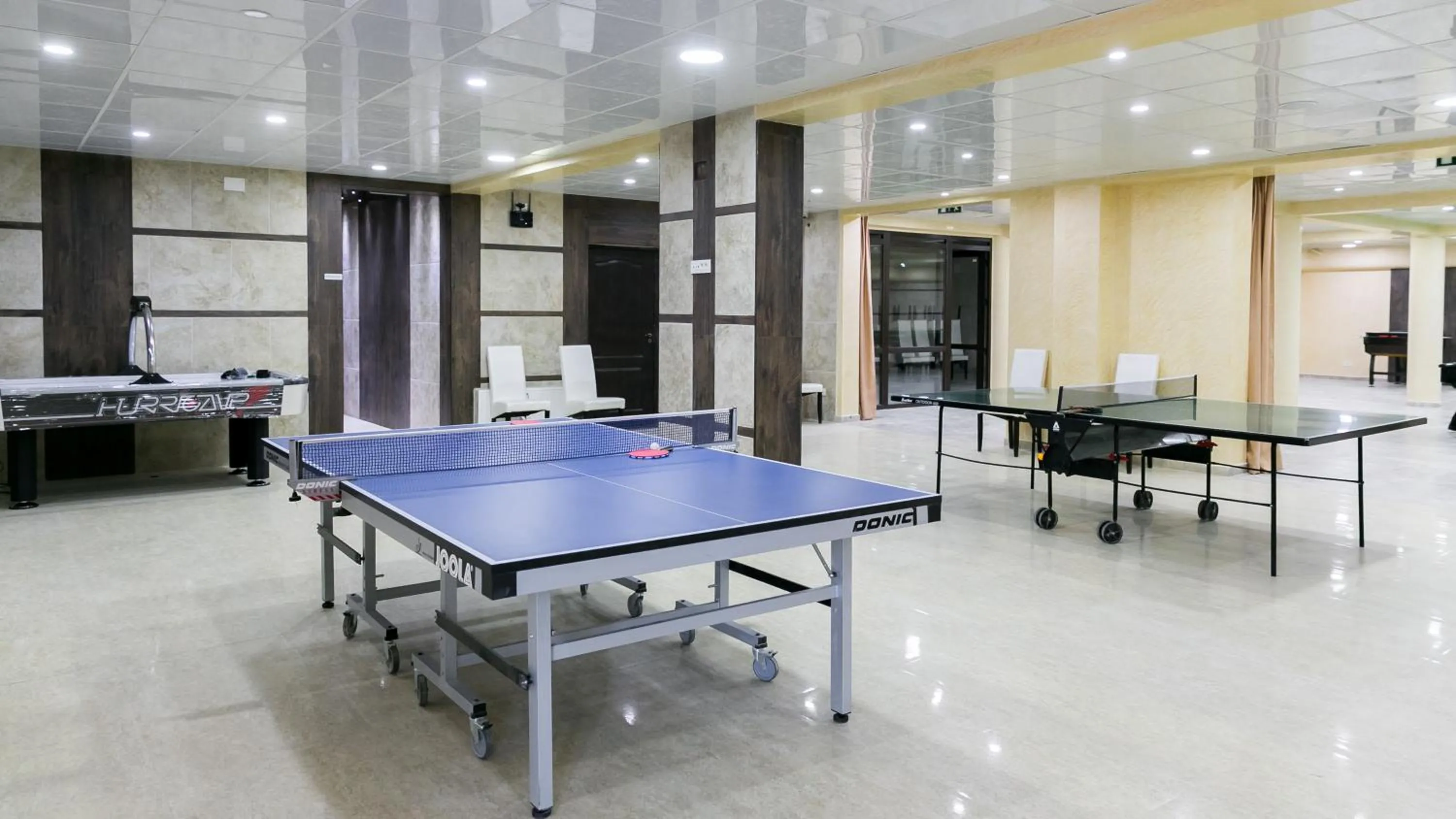 Game Room in Wonderland Cluj Resort