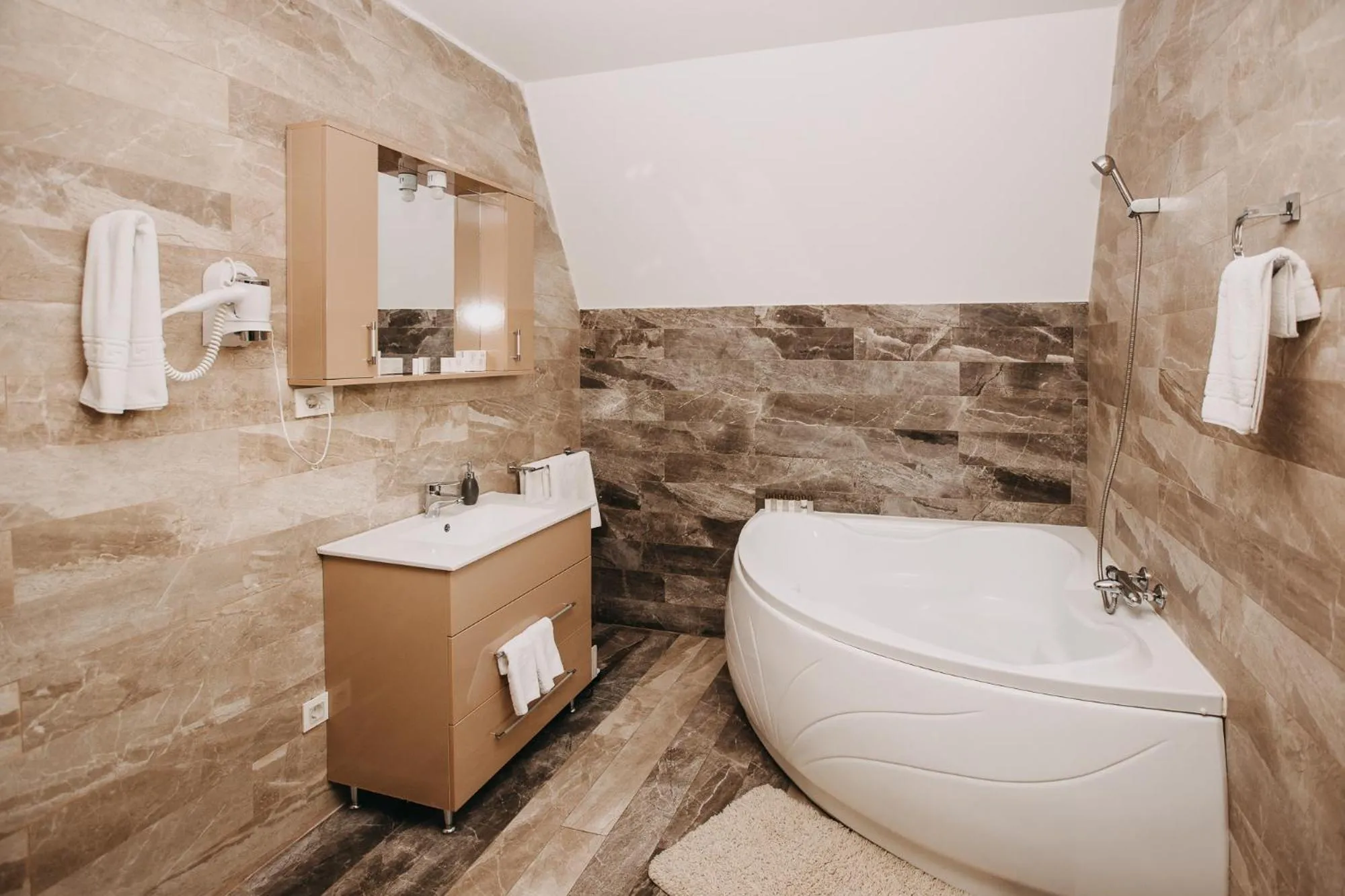Bathroom in Wonderland Cluj Resort