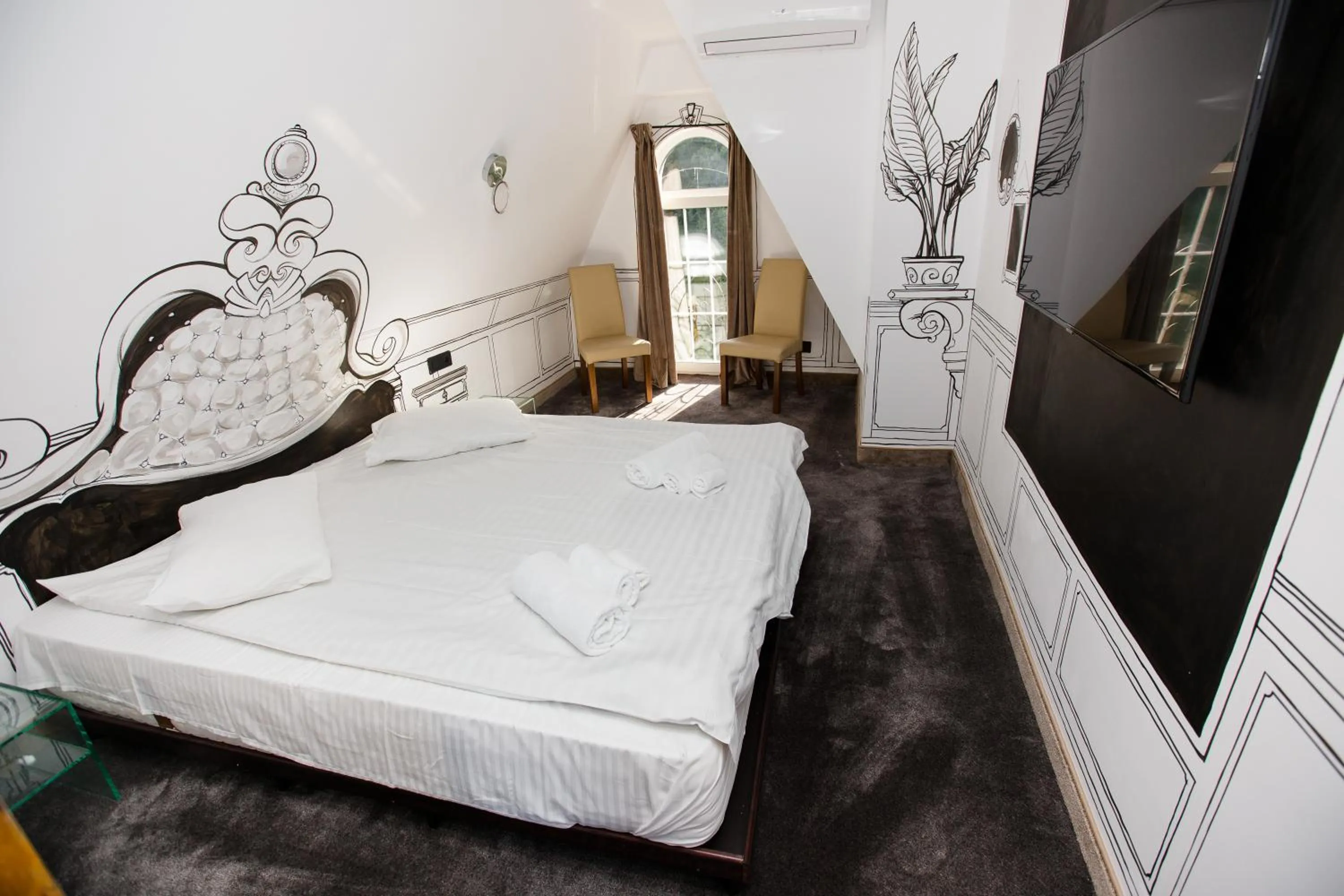 Bed in Wonderland Cluj Resort