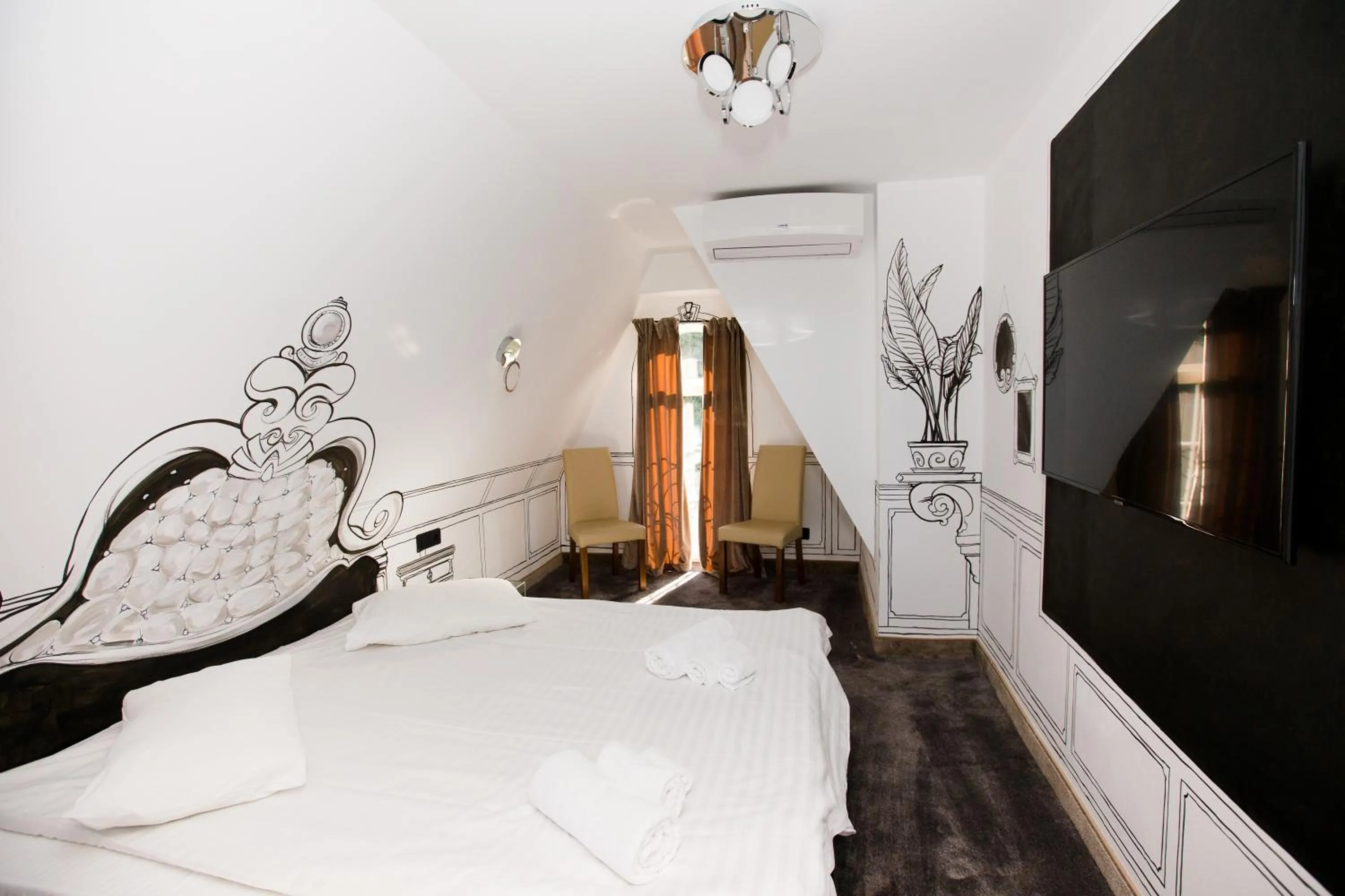 Bedroom, Bed in Wonderland Cluj Resort