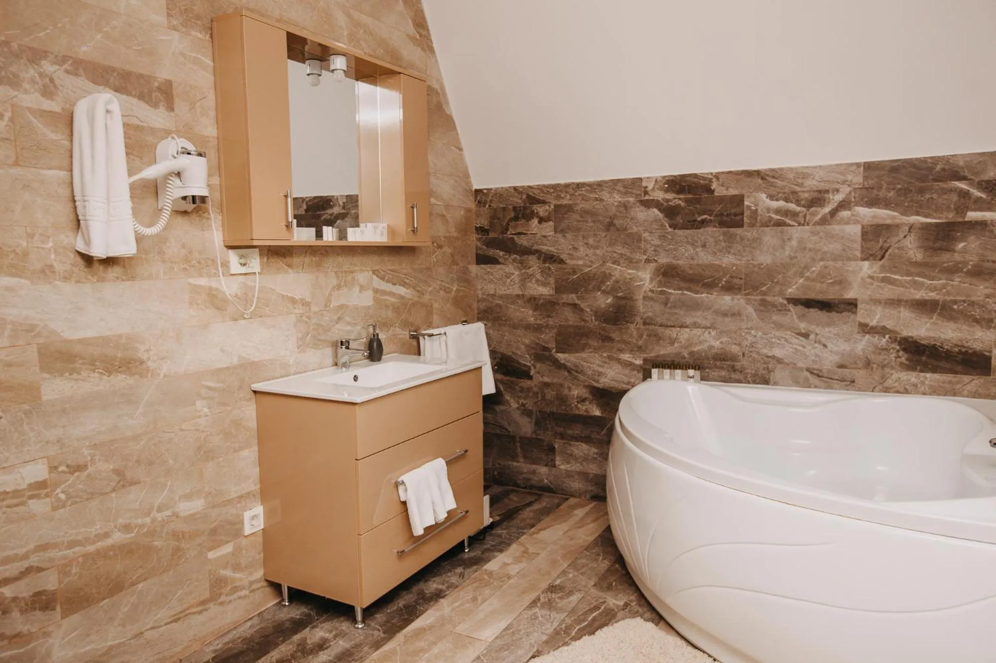 Bathroom in Wonderland Cluj Resort