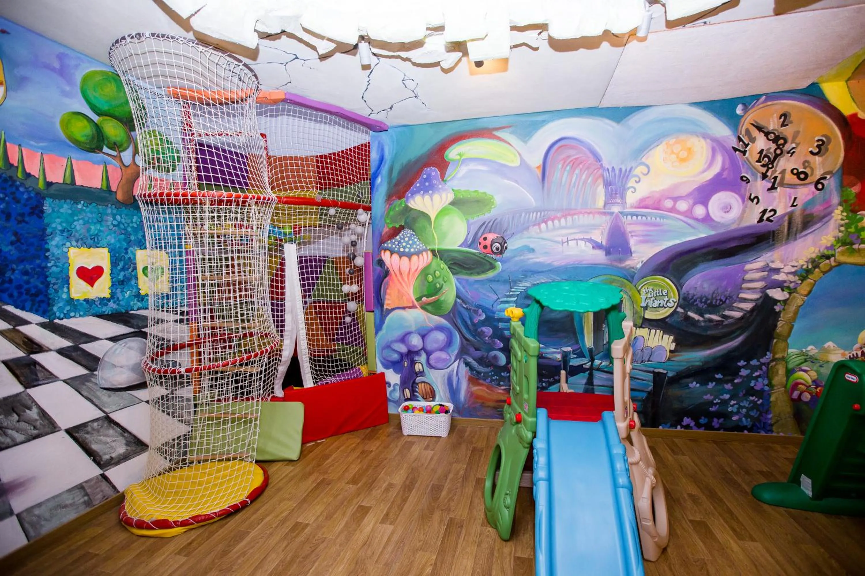Kids's club in Wonderland Cluj Resort