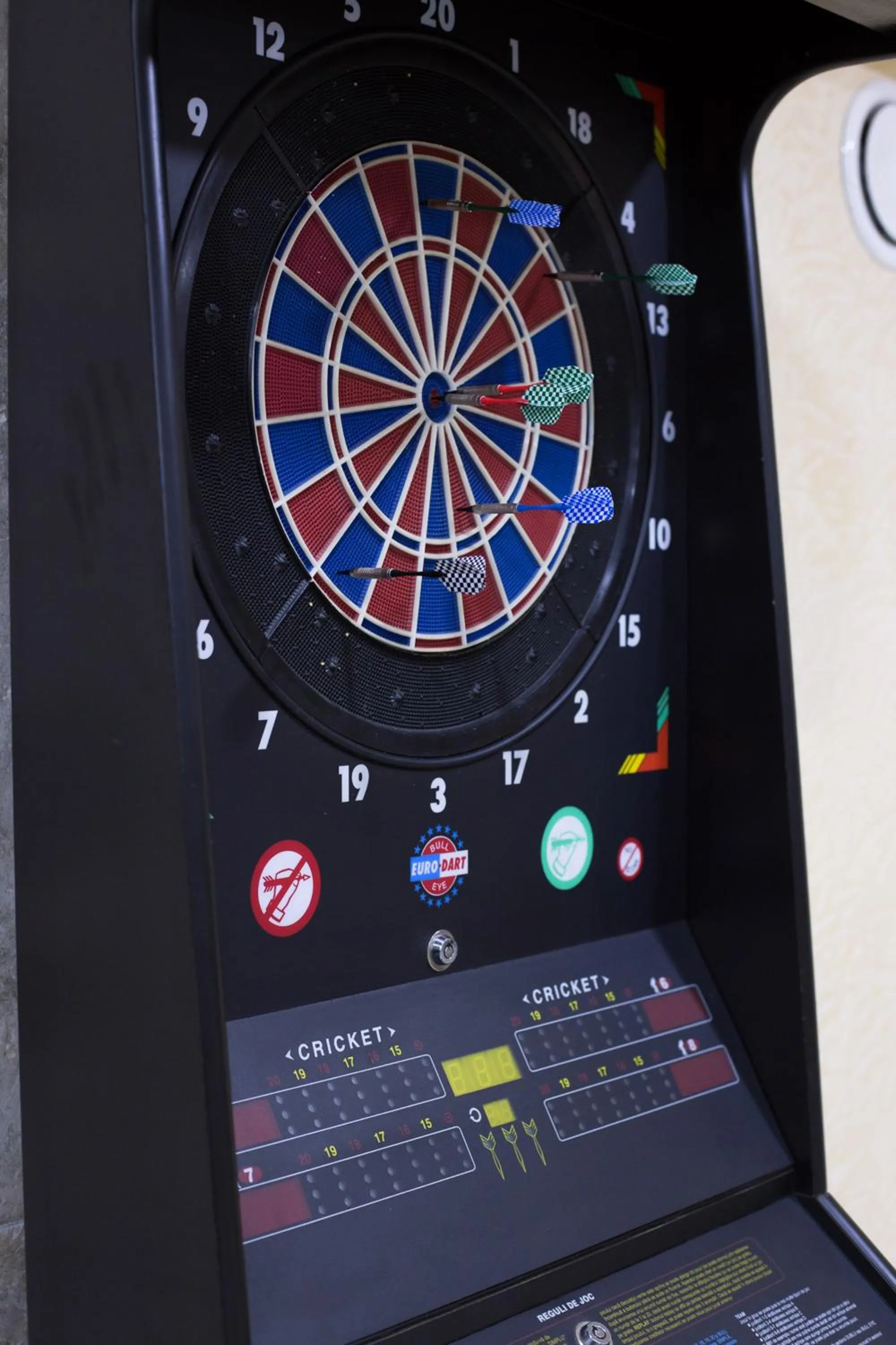 Darts in Wonderland Cluj Resort