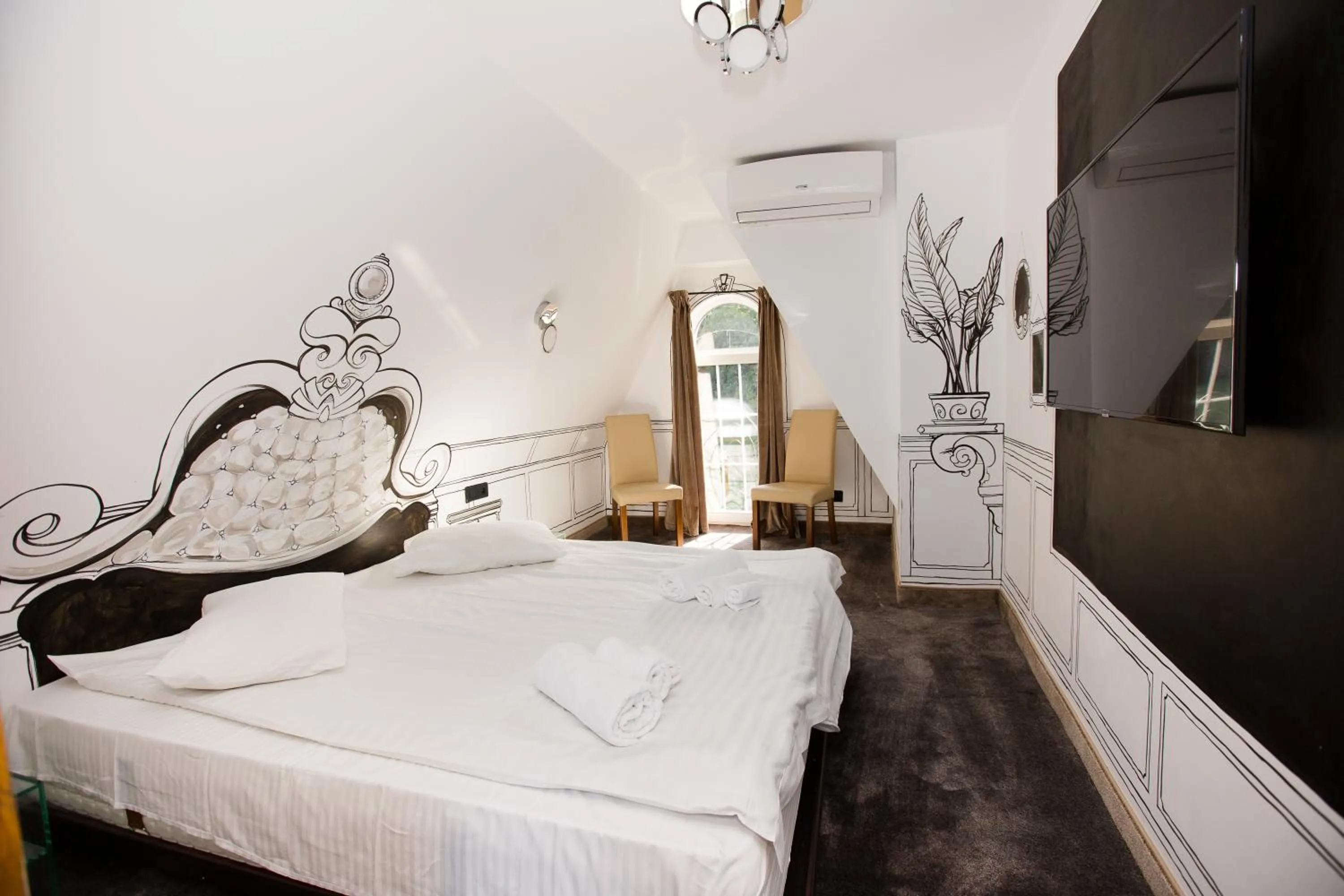 Bed in Wonderland Cluj Resort