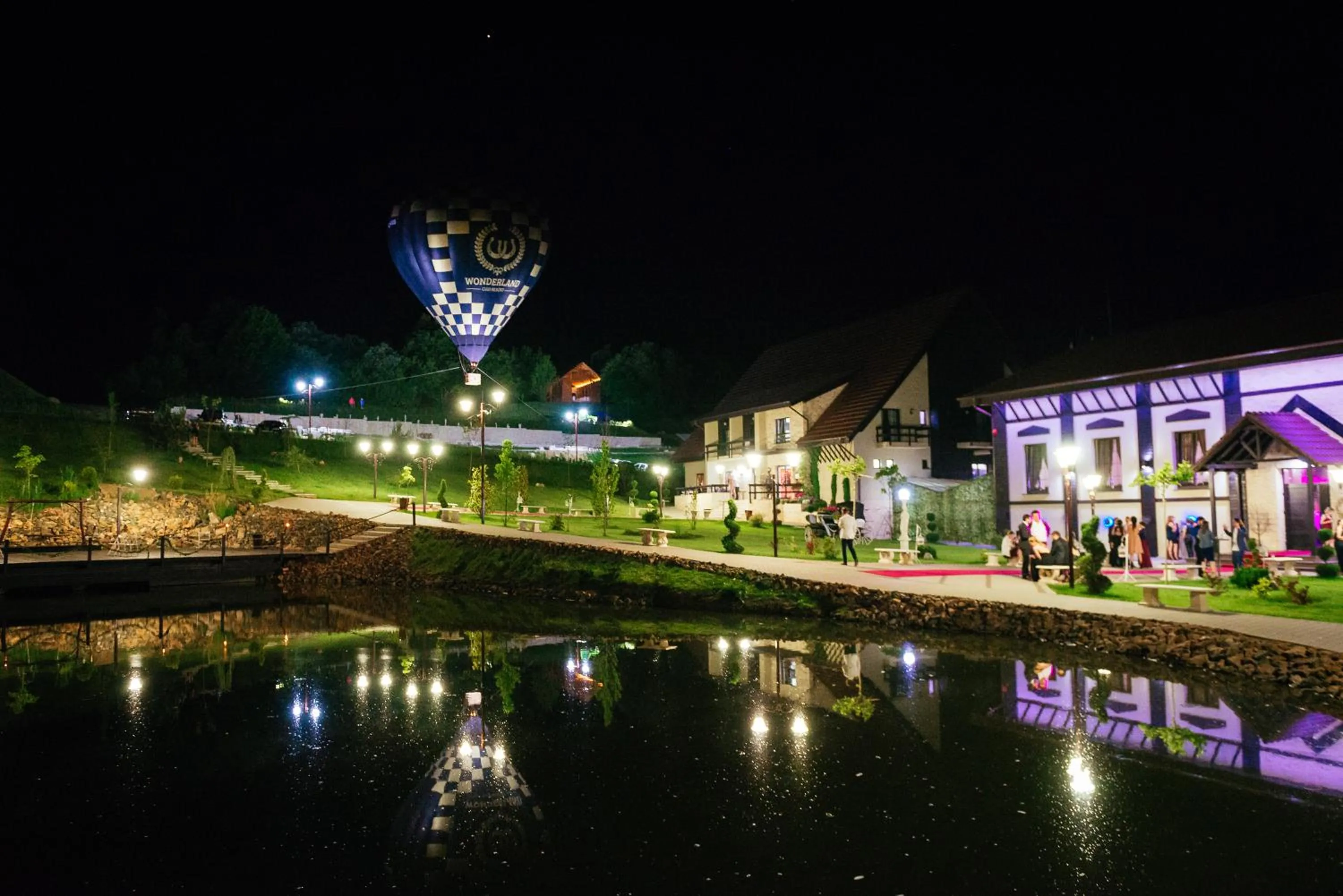 Night in Wonderland Cluj Resort