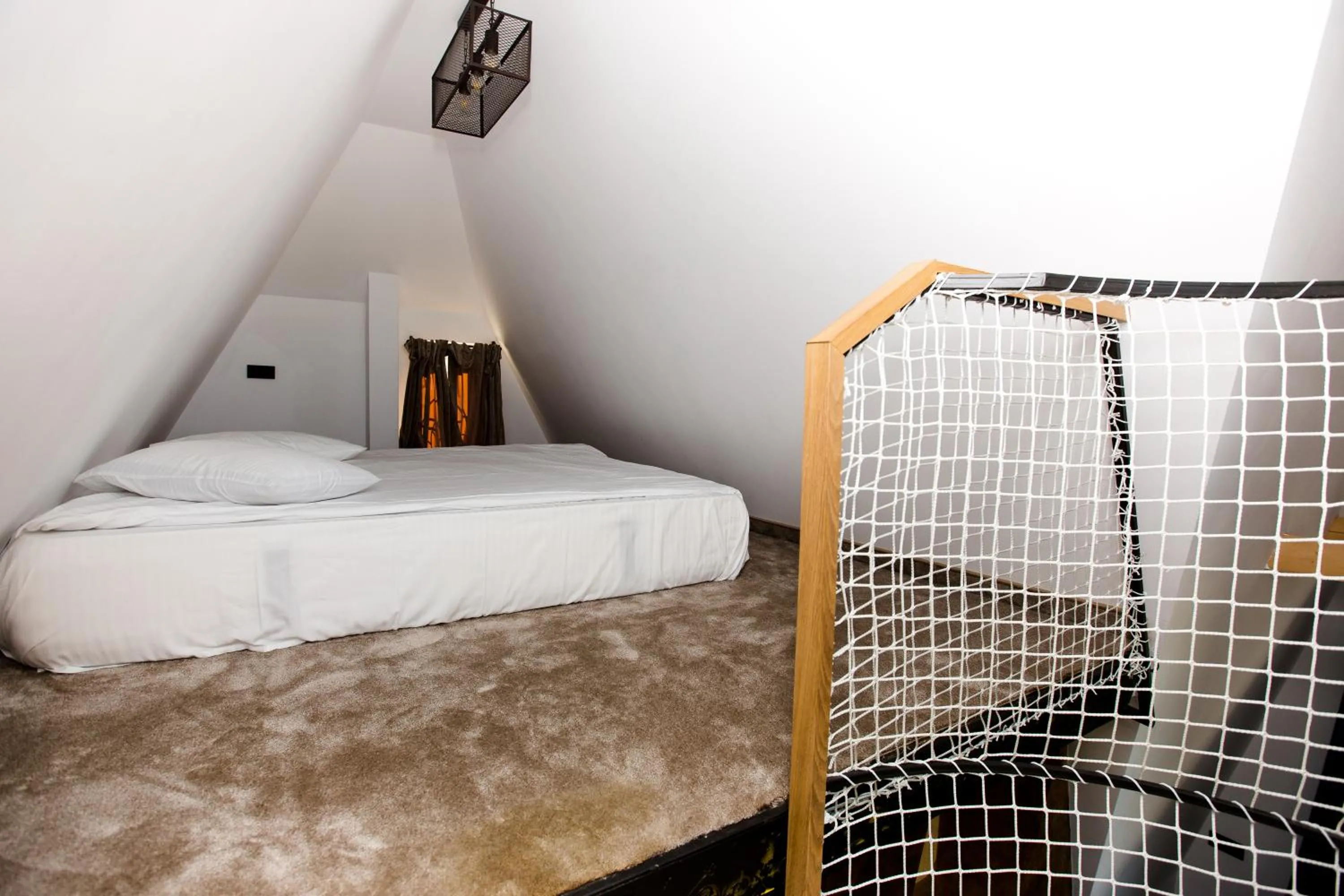 Bedroom, Bed in Wonderland Cluj Resort