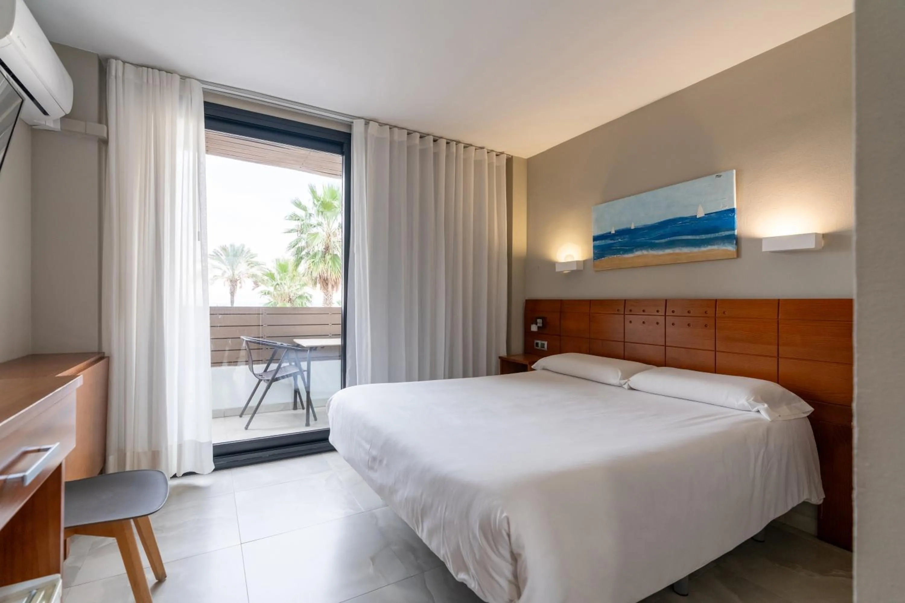 Double Room with Sea View in Hotel Costa Azahar