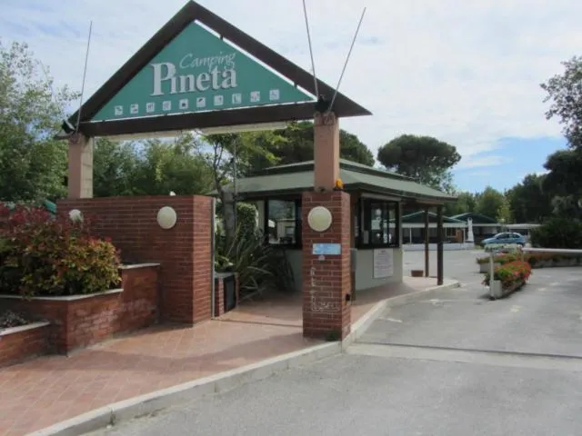 Facade/entrance in Camping Pineta