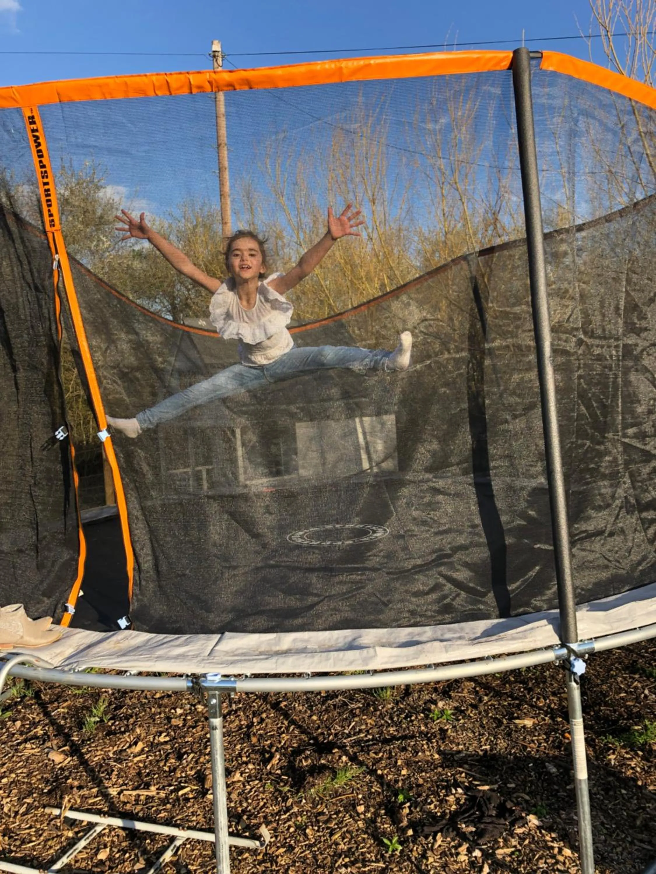 Animals in Willow Court Farm Studio East & Petting Farm, 8 mins to Legoland & Windsor, 15 mins to Lapland UK