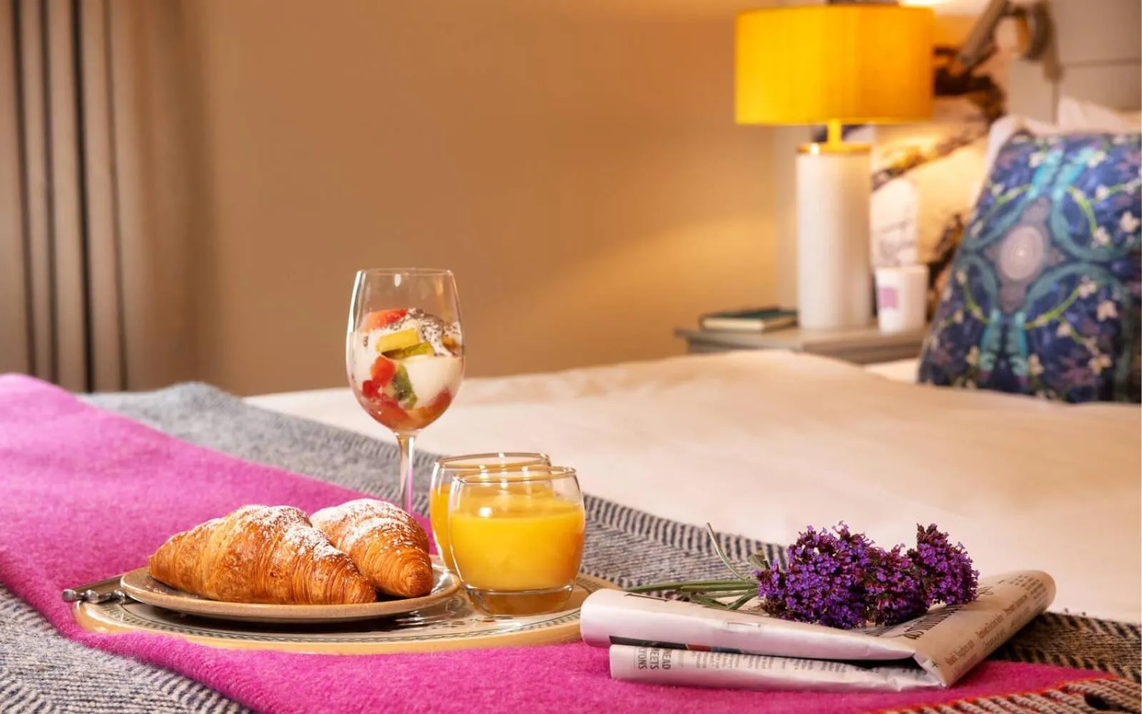 Breakfast, Bed in The Wild Atlantic Lodge