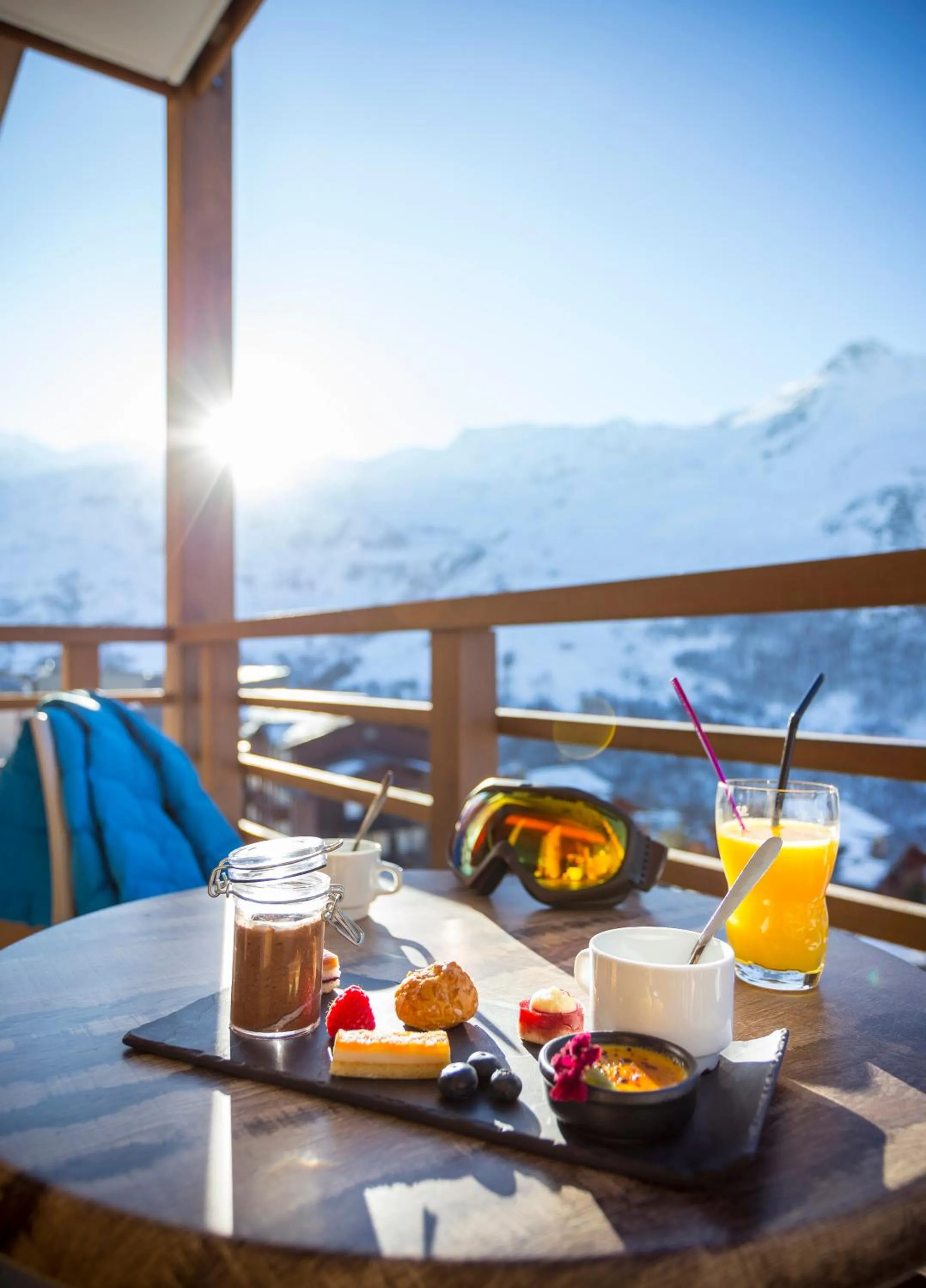 Balcony/Terrace in Résidence Club mmv Le Cœur des Loges ****