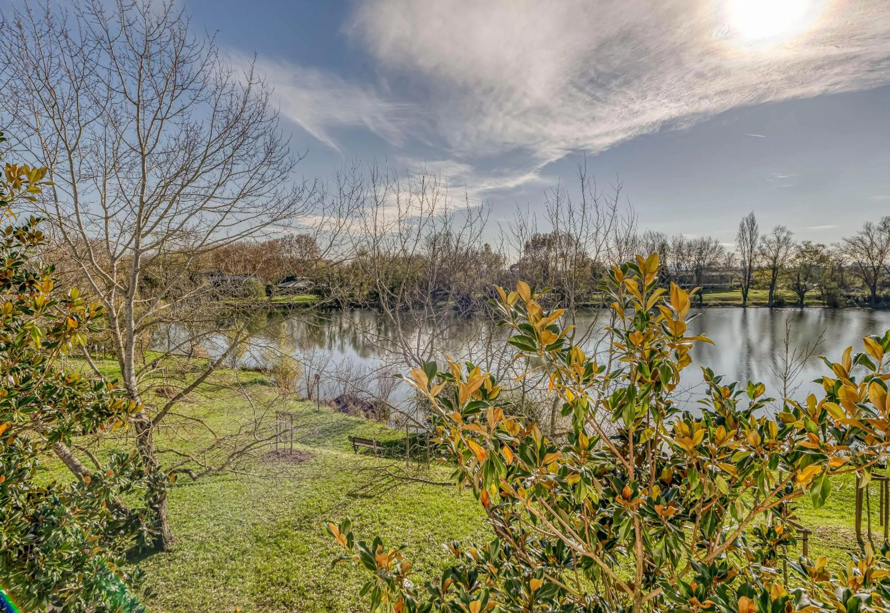 Lake view in B&B HOTEL Bordeaux Lac sur Bruges