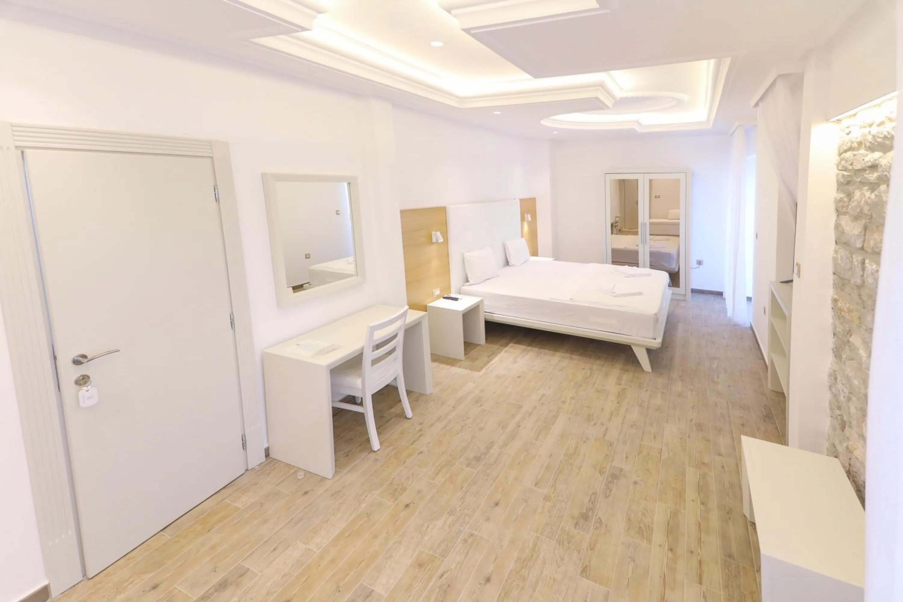 Photo of the whole room, Bed in Hotel RR
