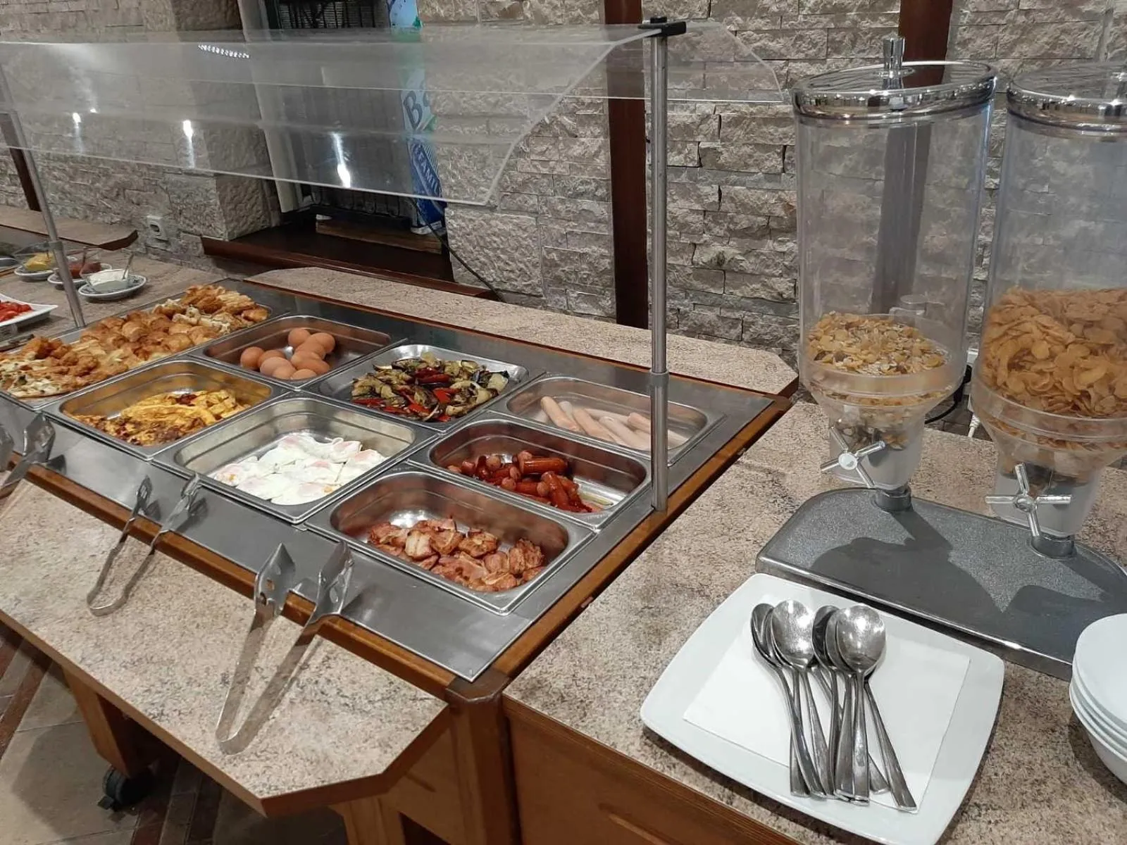 Buffet breakfast in Hotel RR