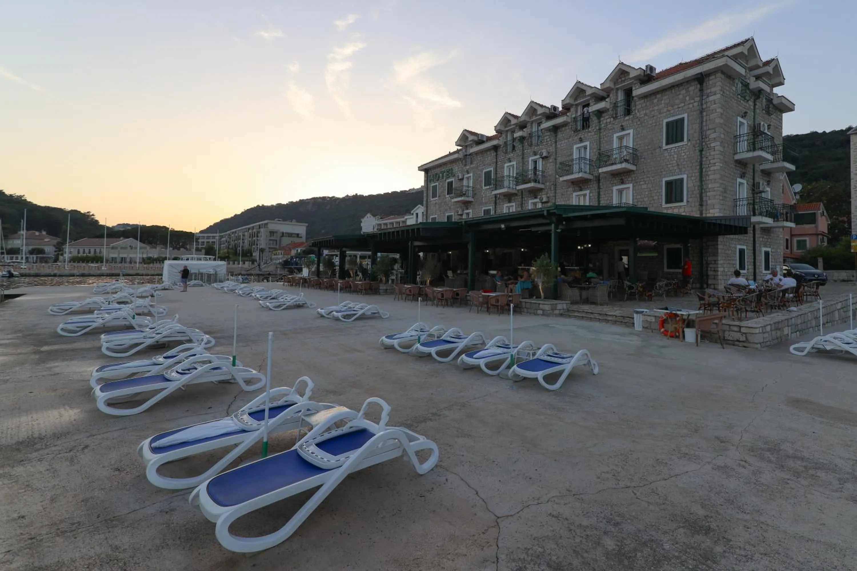sunbed in Hotel RR