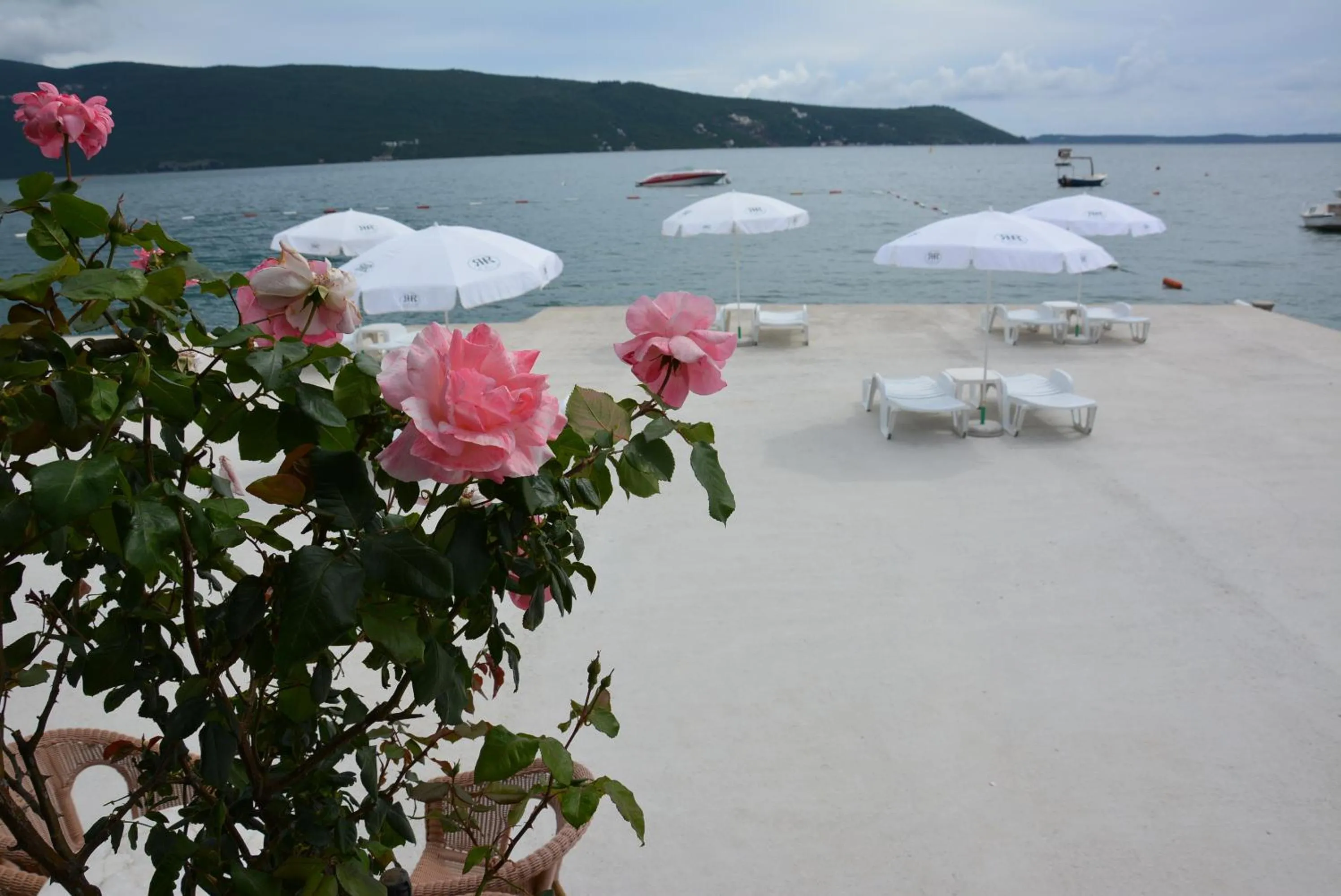 Beach in Hotel RR