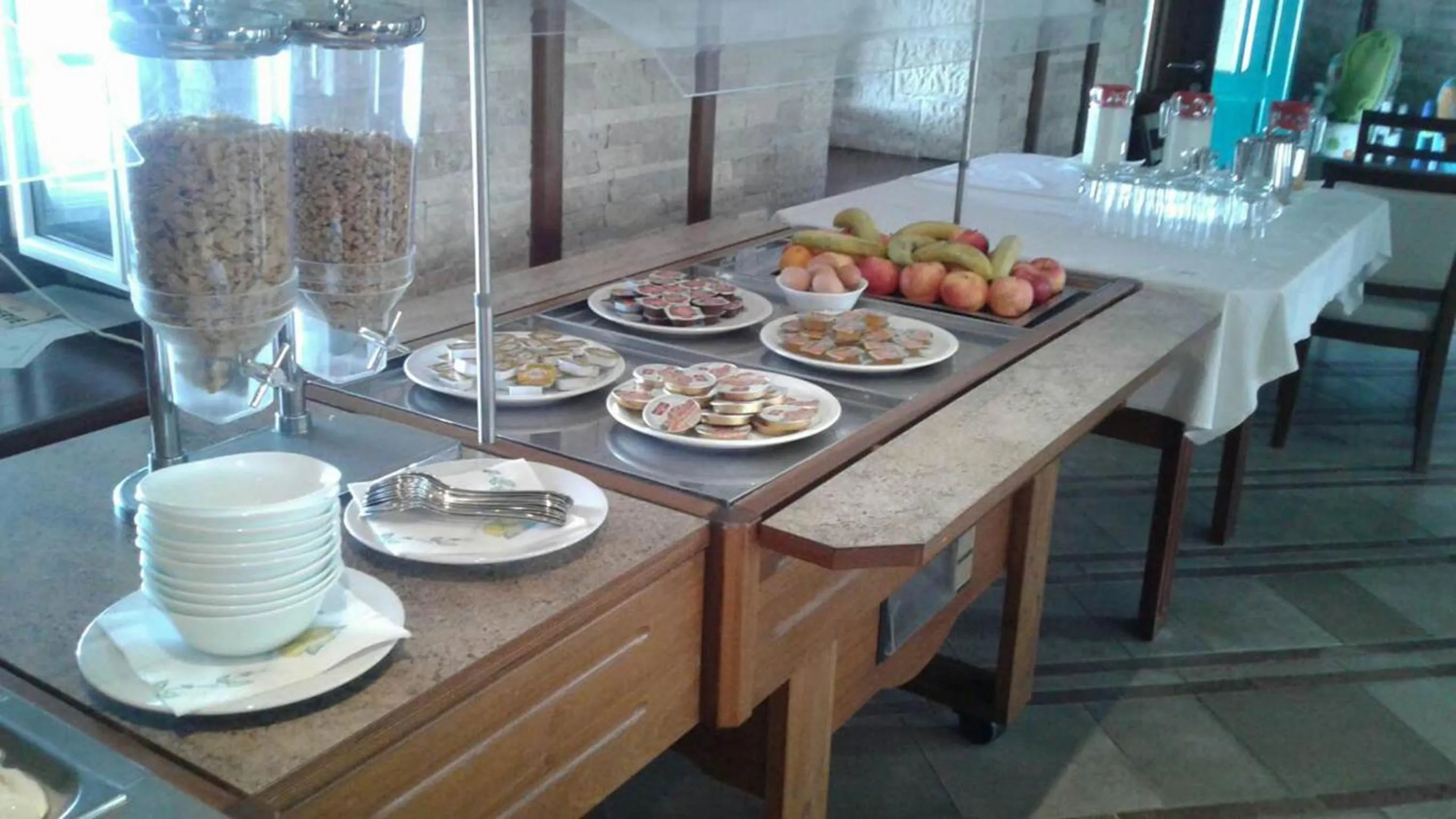 Food in Hotel RR